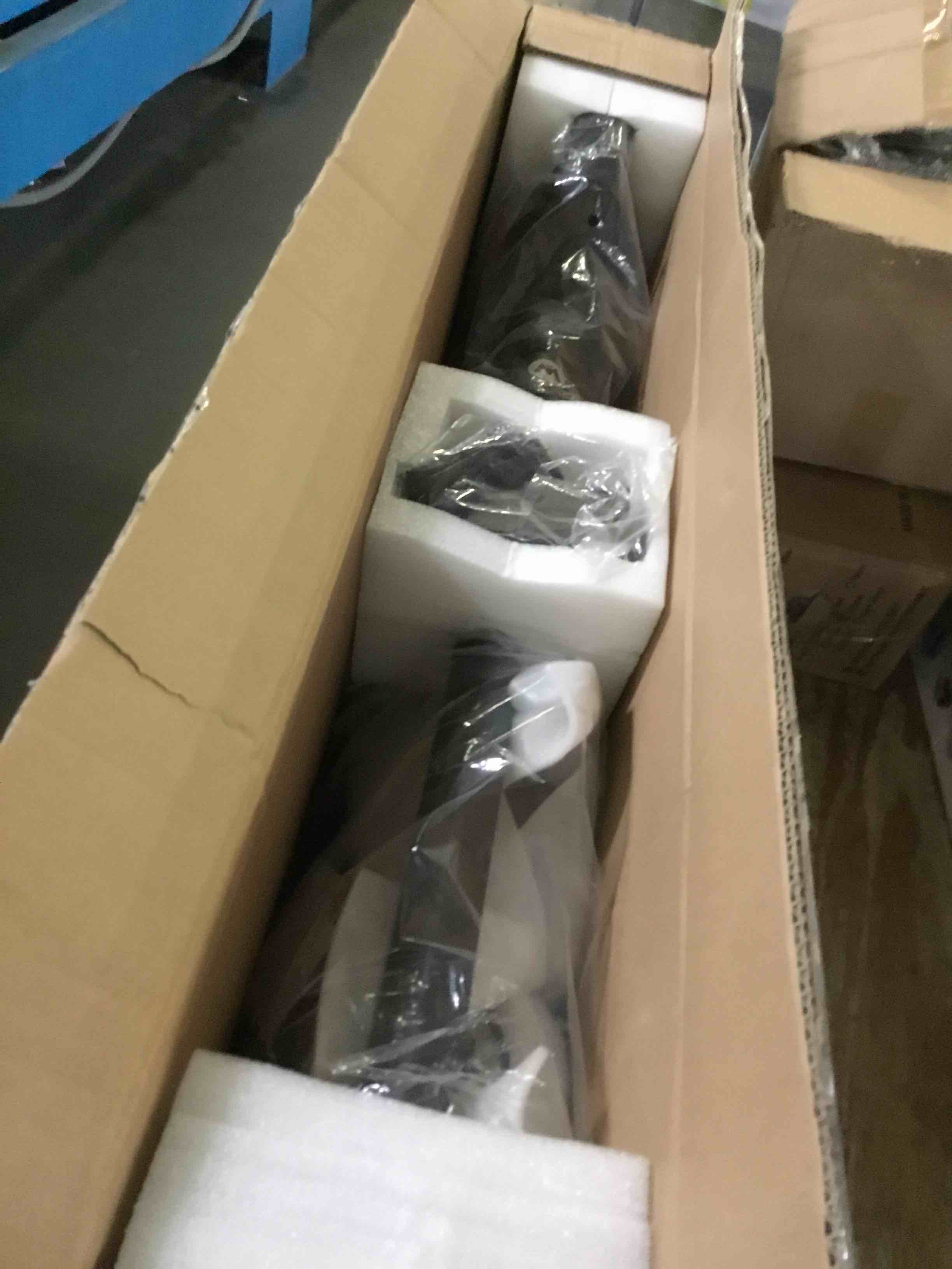 https://s3.amazonaws.com/lotting-images-prod/bidfta/RED5229324_1694704084184.jpeg