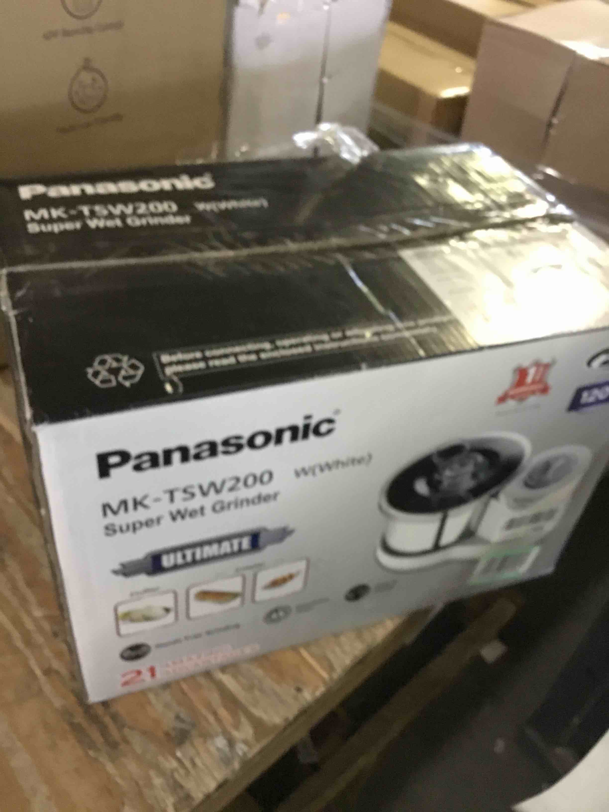 https://s3.amazonaws.com/lotting-images-prod/bidfta/RED5229341_1694706576992.jpeg