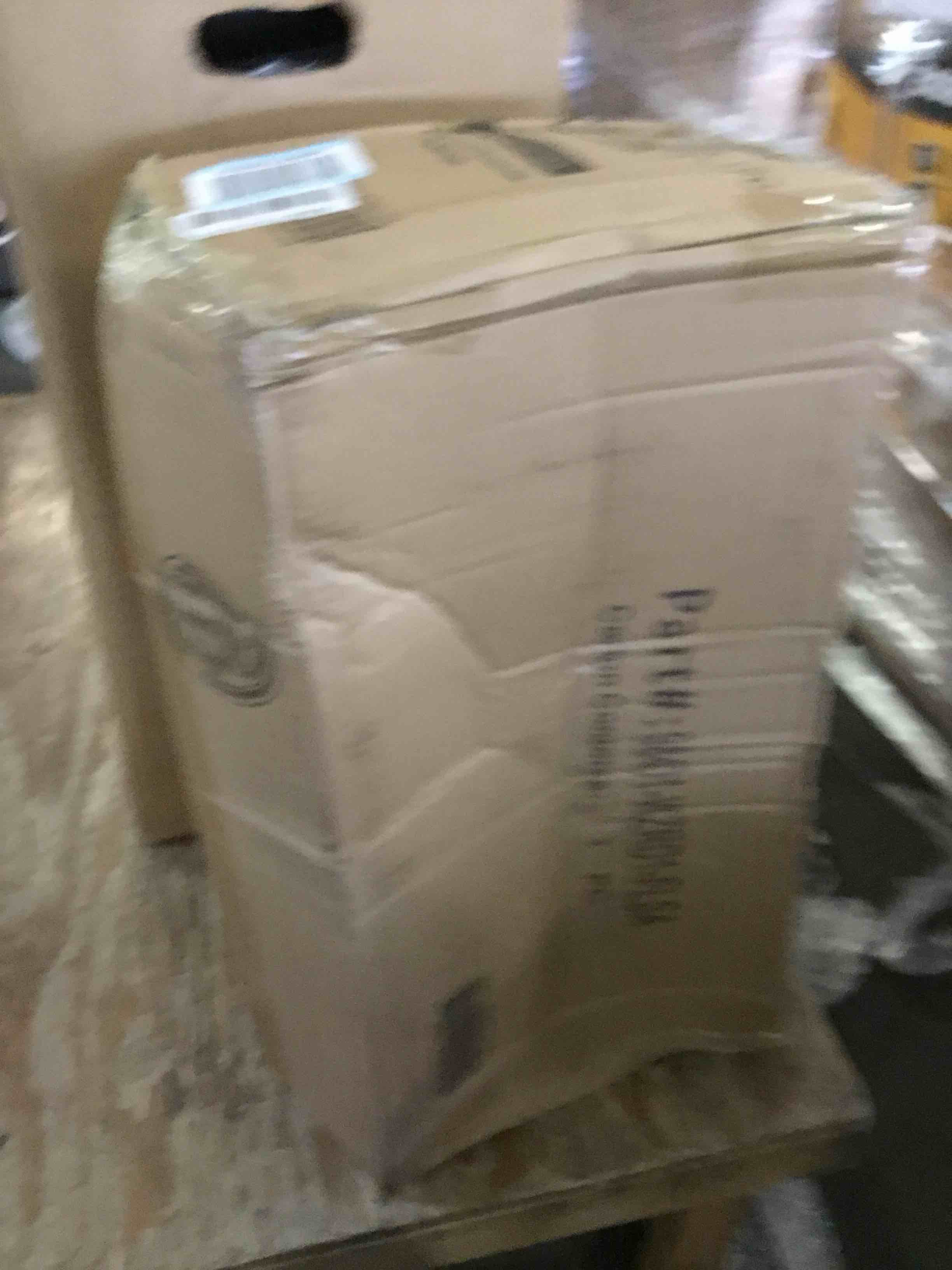 https://s3.amazonaws.com/lotting-images-prod/bidfta/RED5229423_1694722279026.jpeg