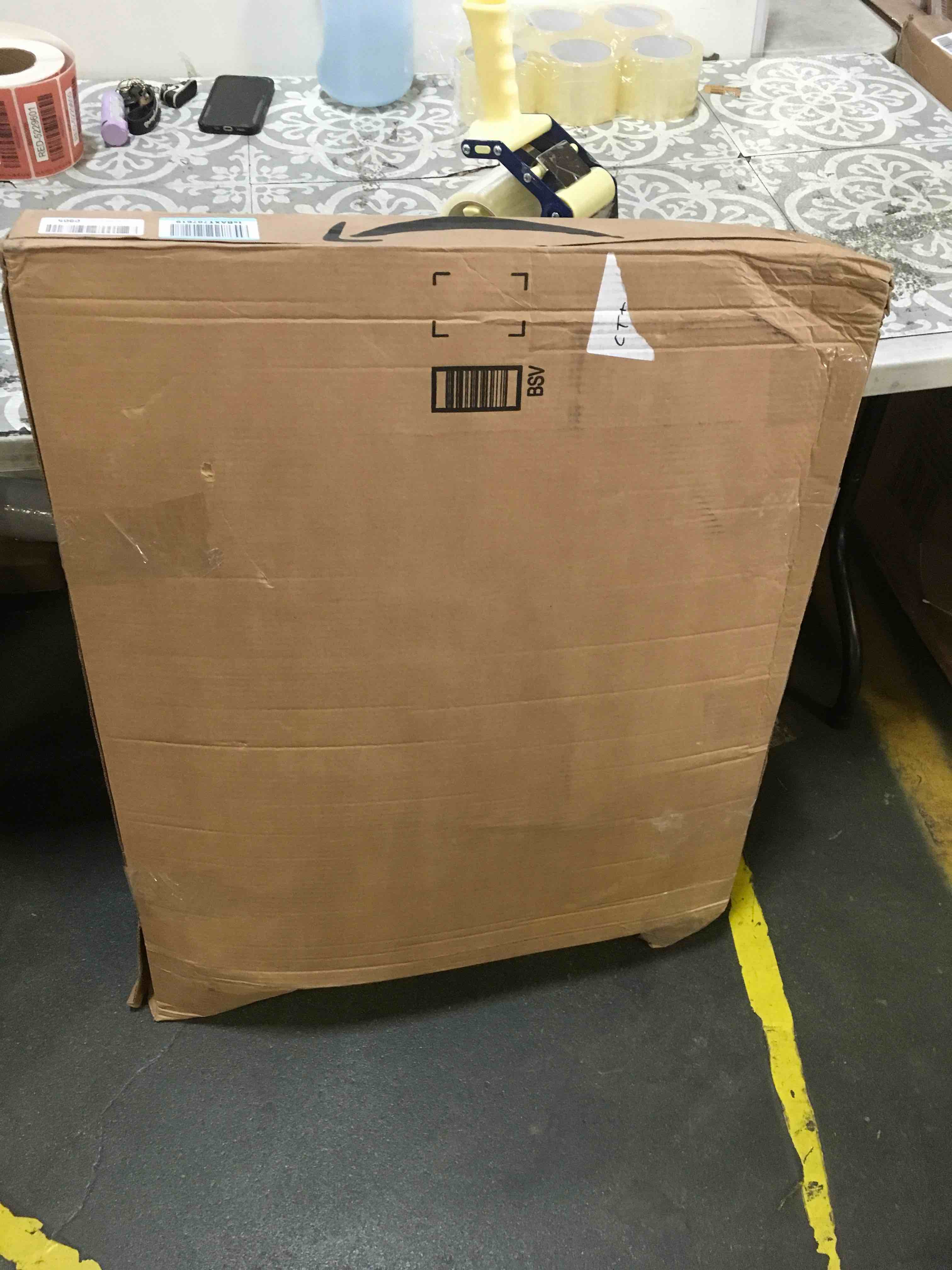 https://s3.amazonaws.com/lotting-images-prod/bidfta/RED5229594_1694023357380.jpeg