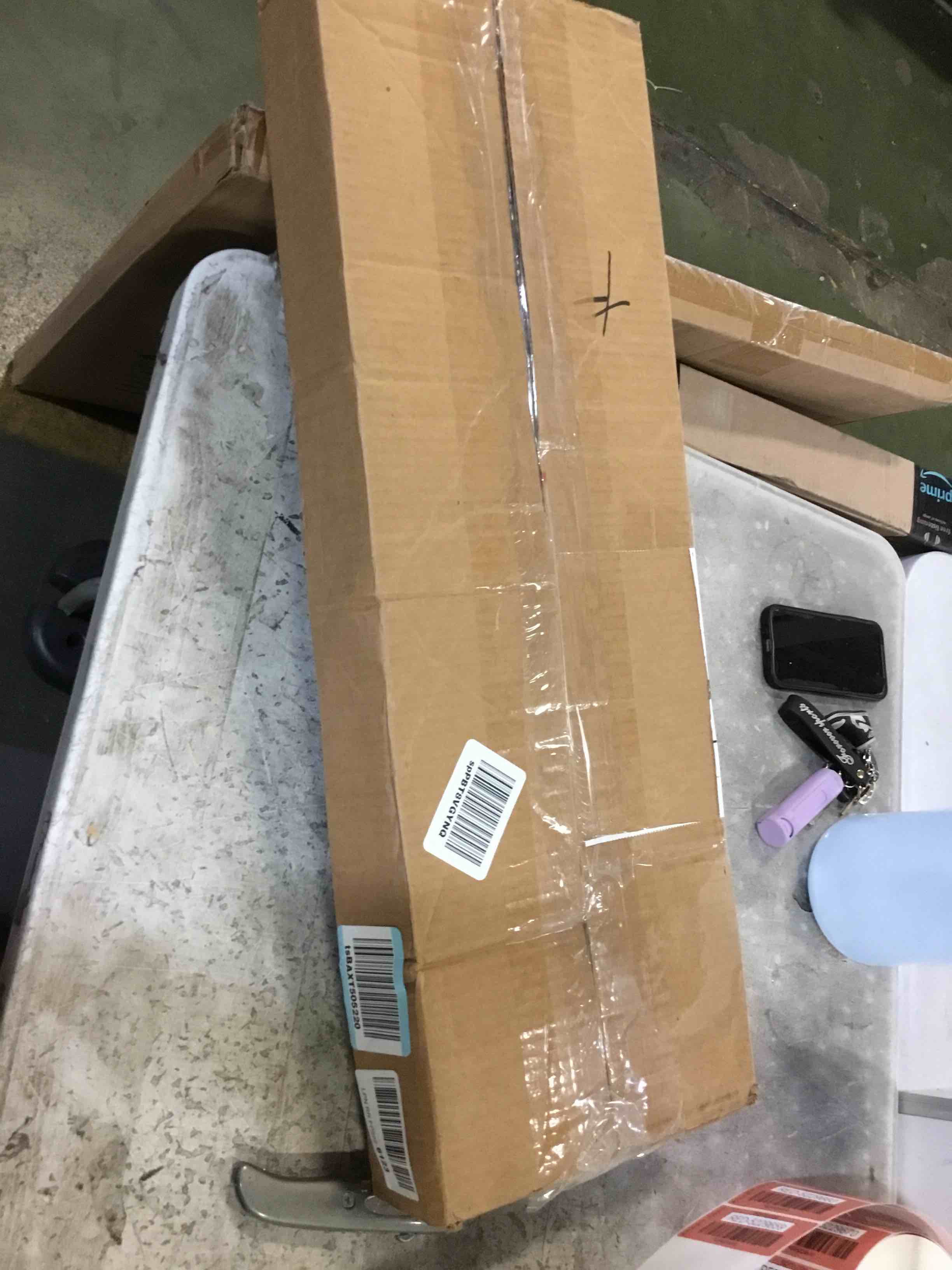https://s3.amazonaws.com/lotting-images-prod/bidfta/RED5229659_1694090671645.jpeg