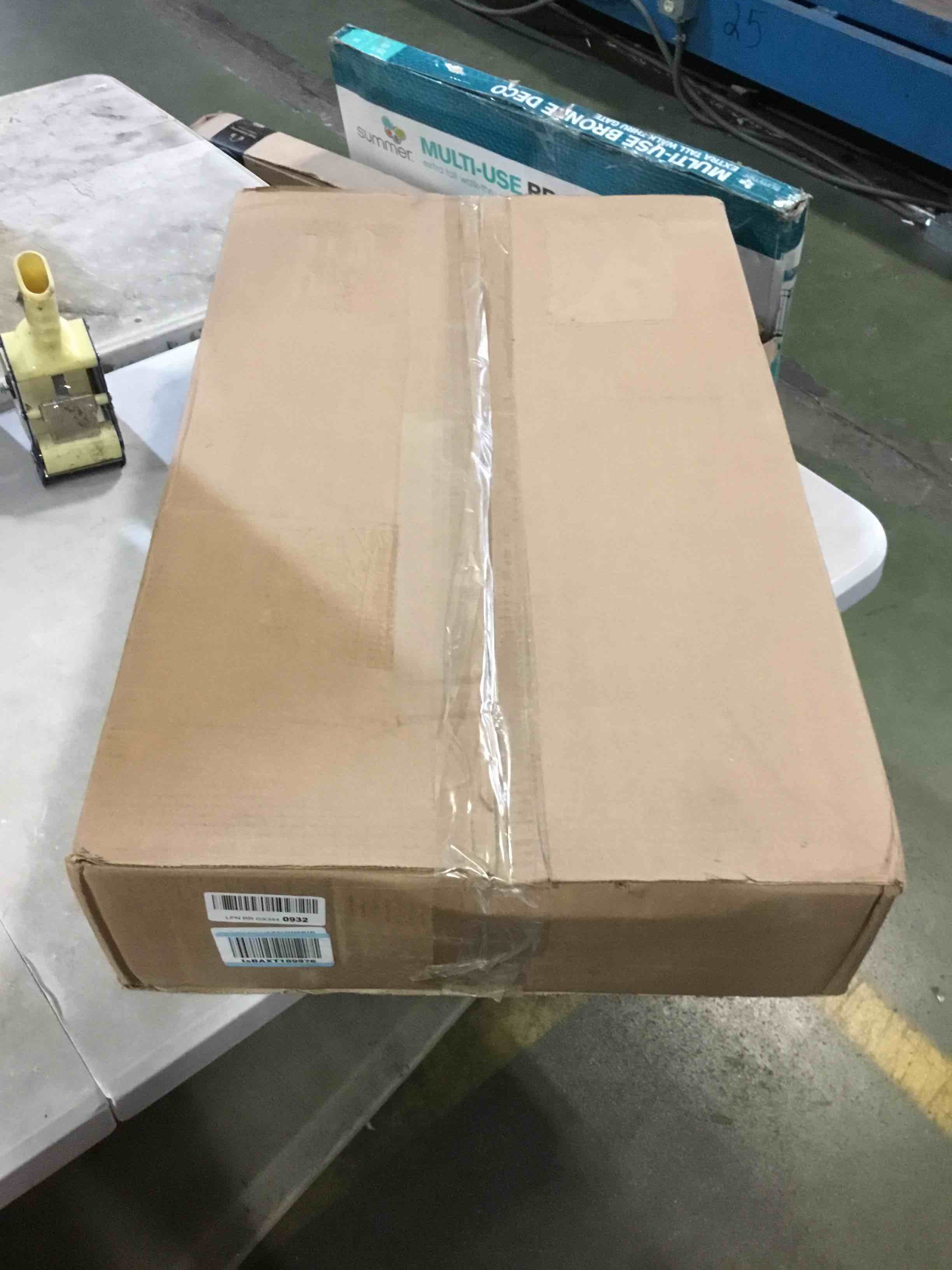 https://s3.amazonaws.com/lotting-images-prod/bidfta/RED5229791_1694175751498.jpeg