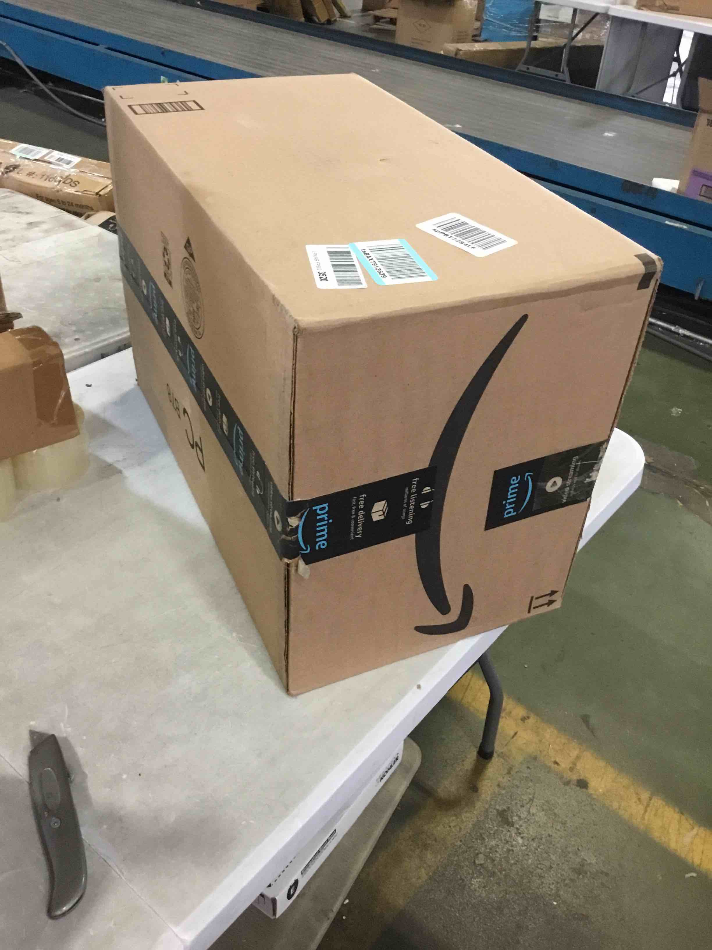 https://s3.amazonaws.com/lotting-images-prod/bidfta/RED5229885_1694196696014.jpeg