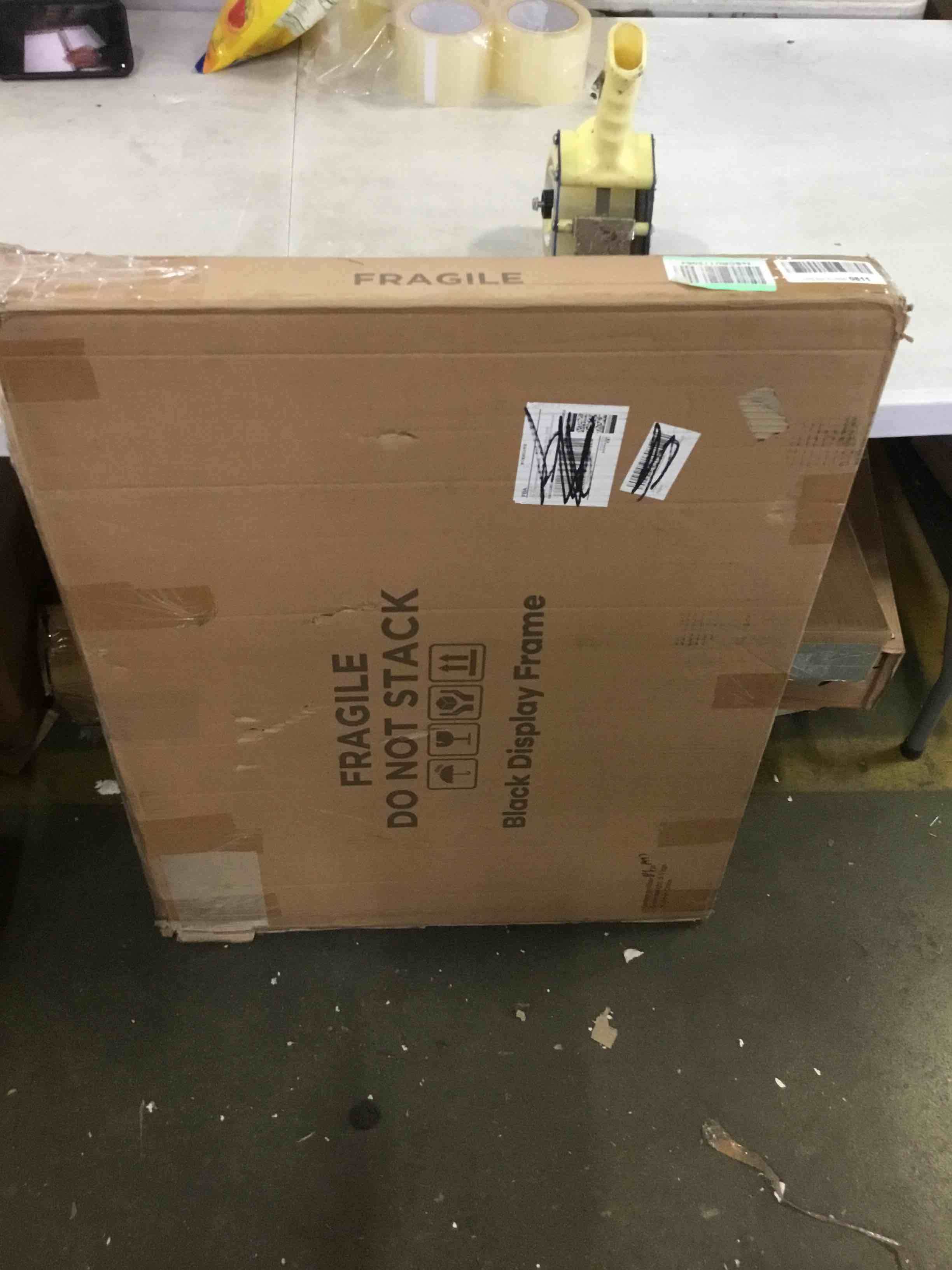 https://s3.amazonaws.com/lotting-images-prod/bidfta/RED5229896_1694200769388.jpeg