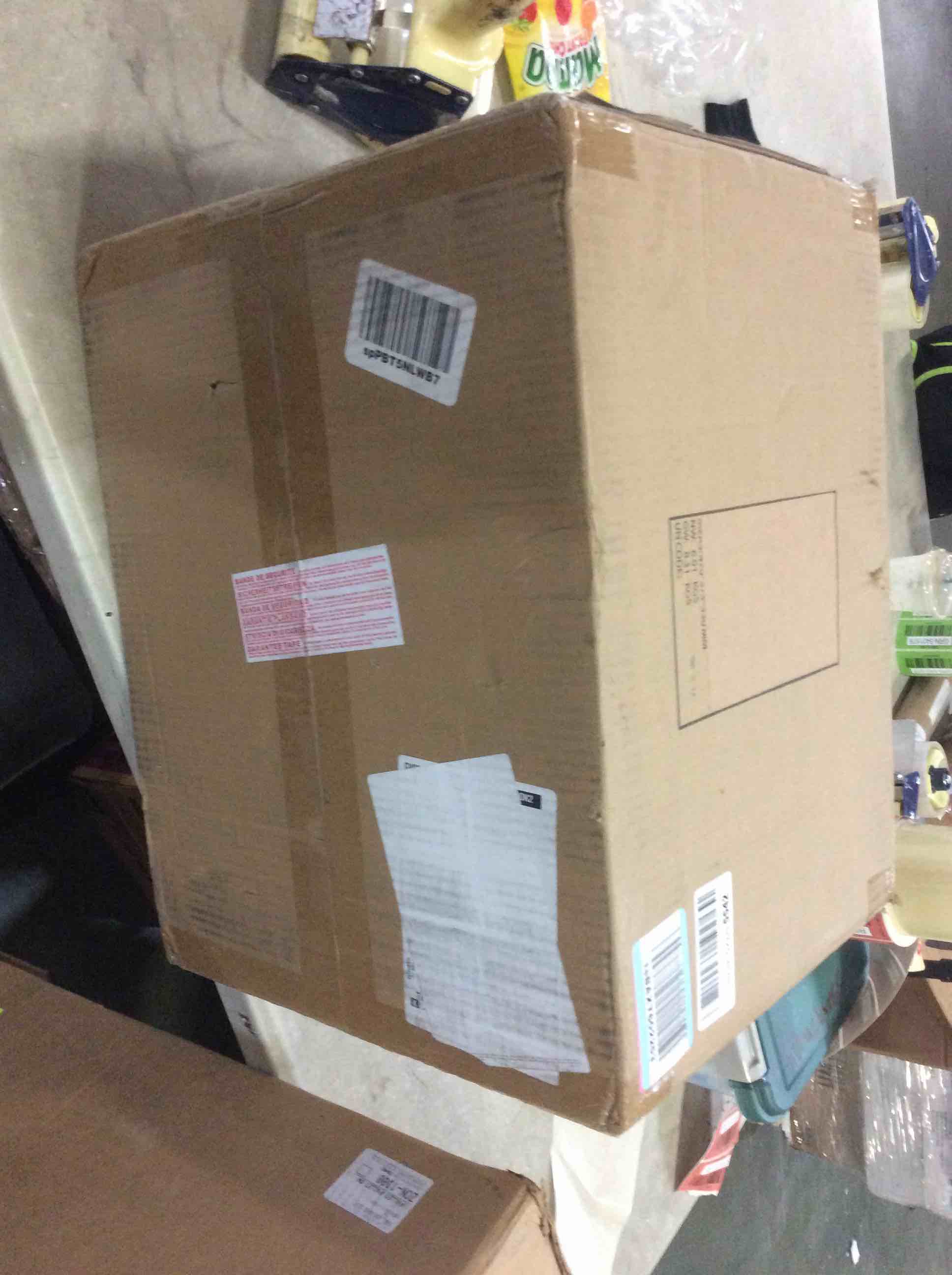 https://s3.amazonaws.com/lotting-images-prod/bidfta/RED5229943_1694261486727.jpeg