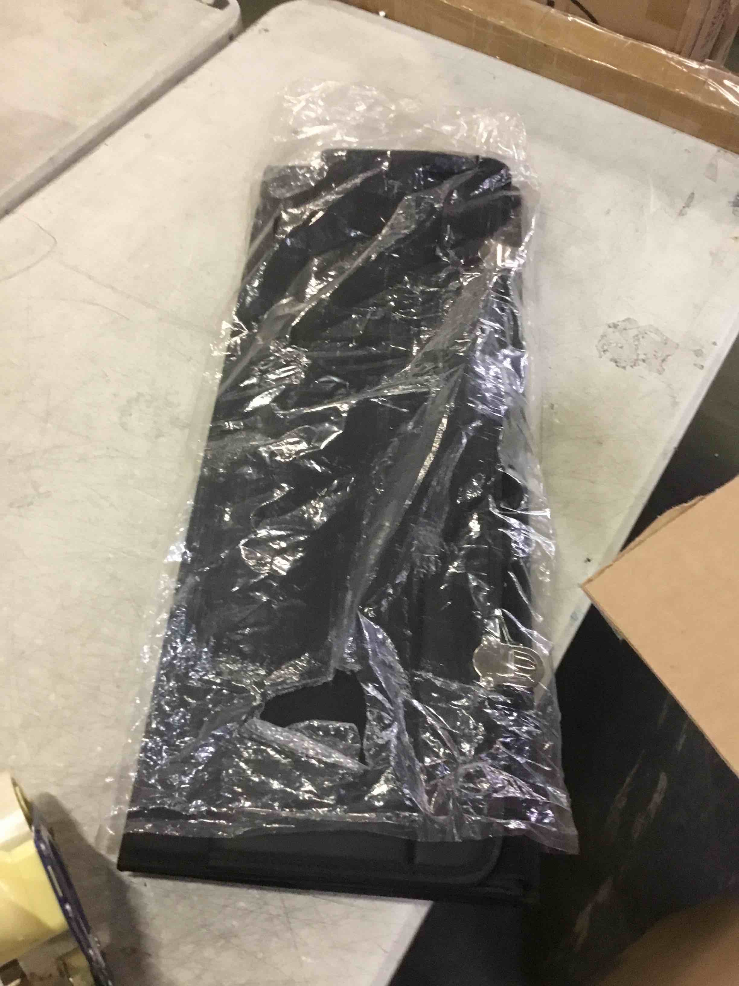 https://s3.amazonaws.com/lotting-images-prod/bidfta/RED5230306_1694531488644.jpeg