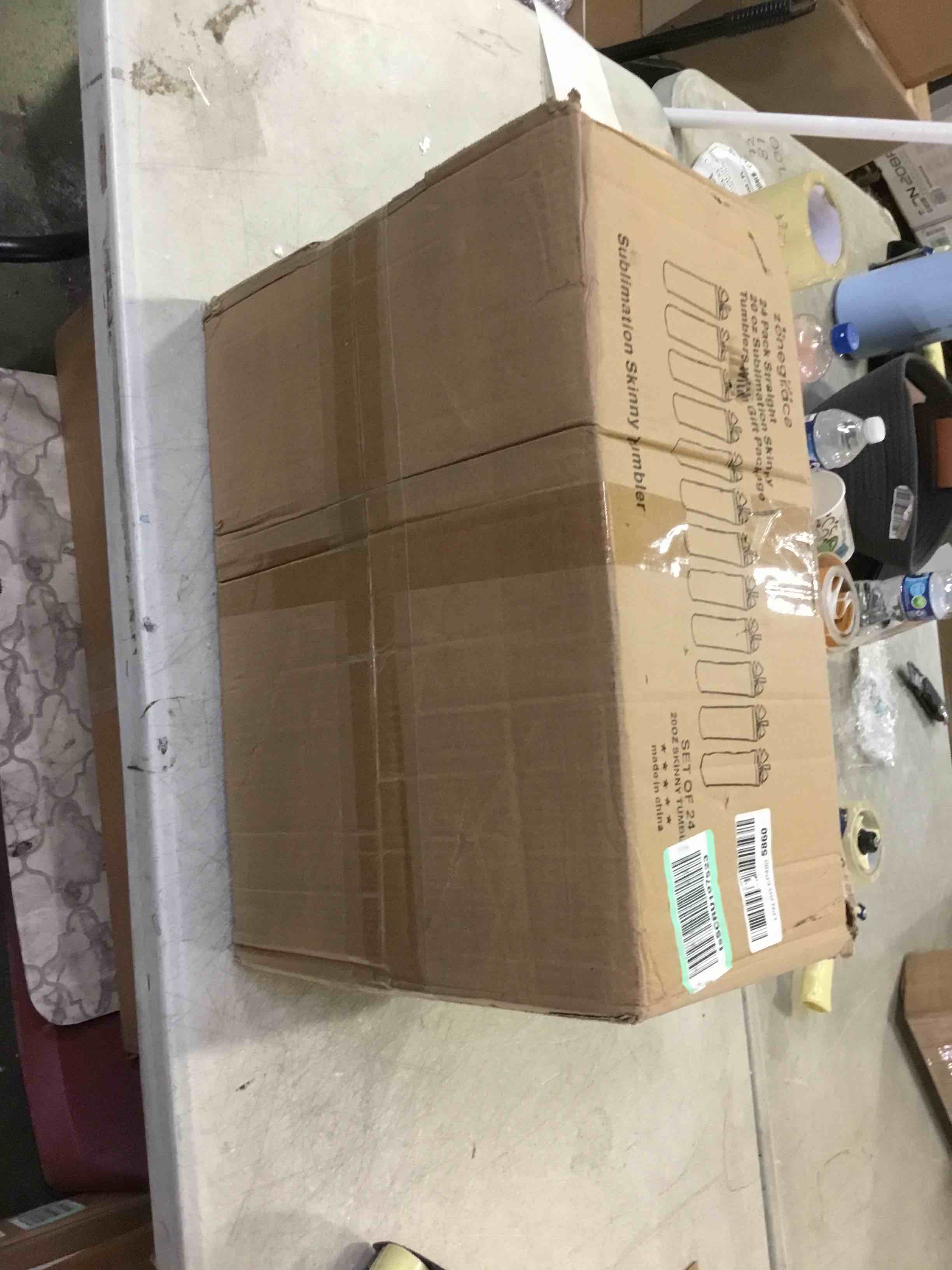 https://s3.amazonaws.com/lotting-images-prod/bidfta/RED5230371_1694543401433.jpeg