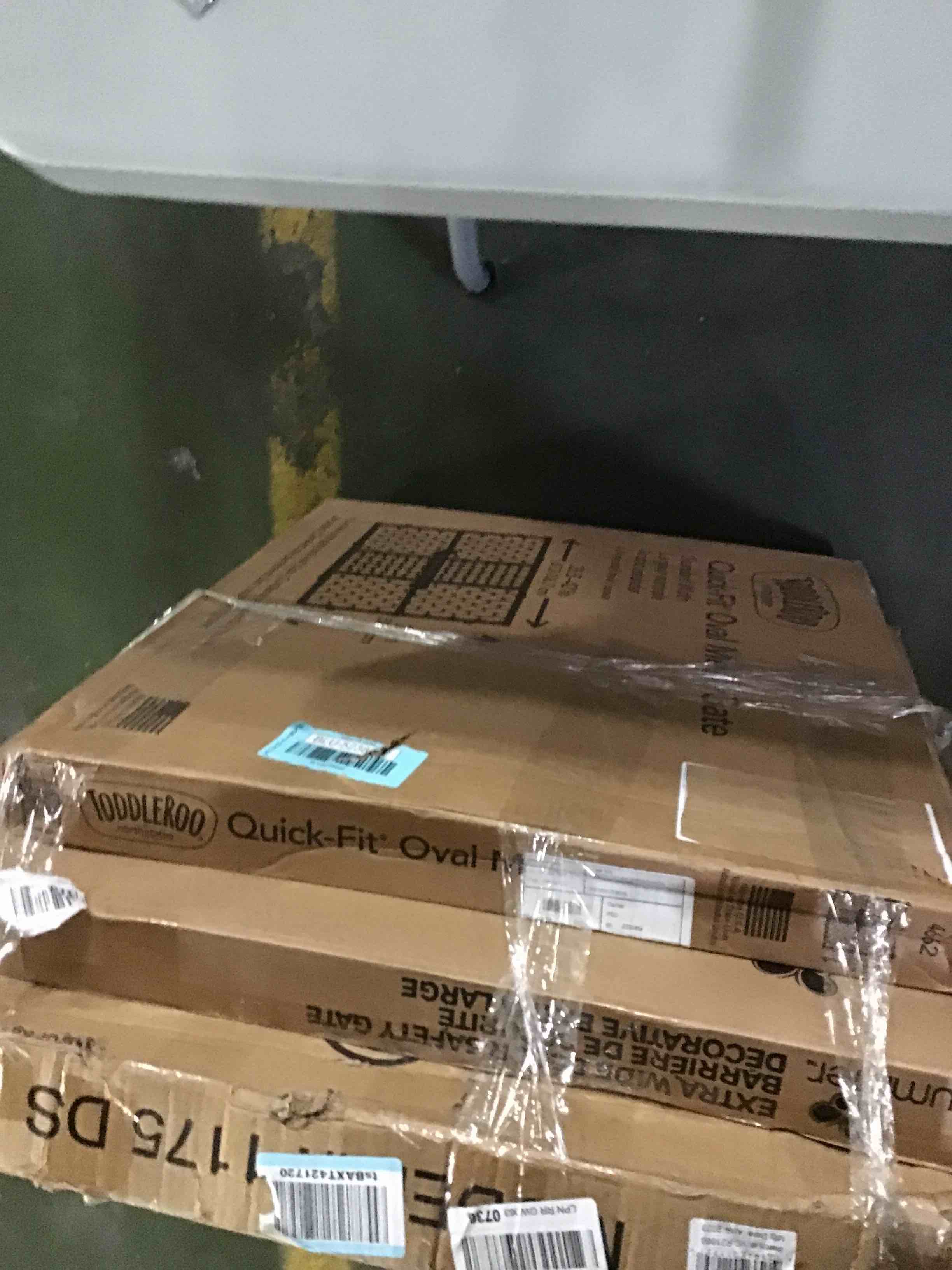 https://s3.amazonaws.com/lotting-images-prod/bidfta/RED5230692_1694776455411.jpeg