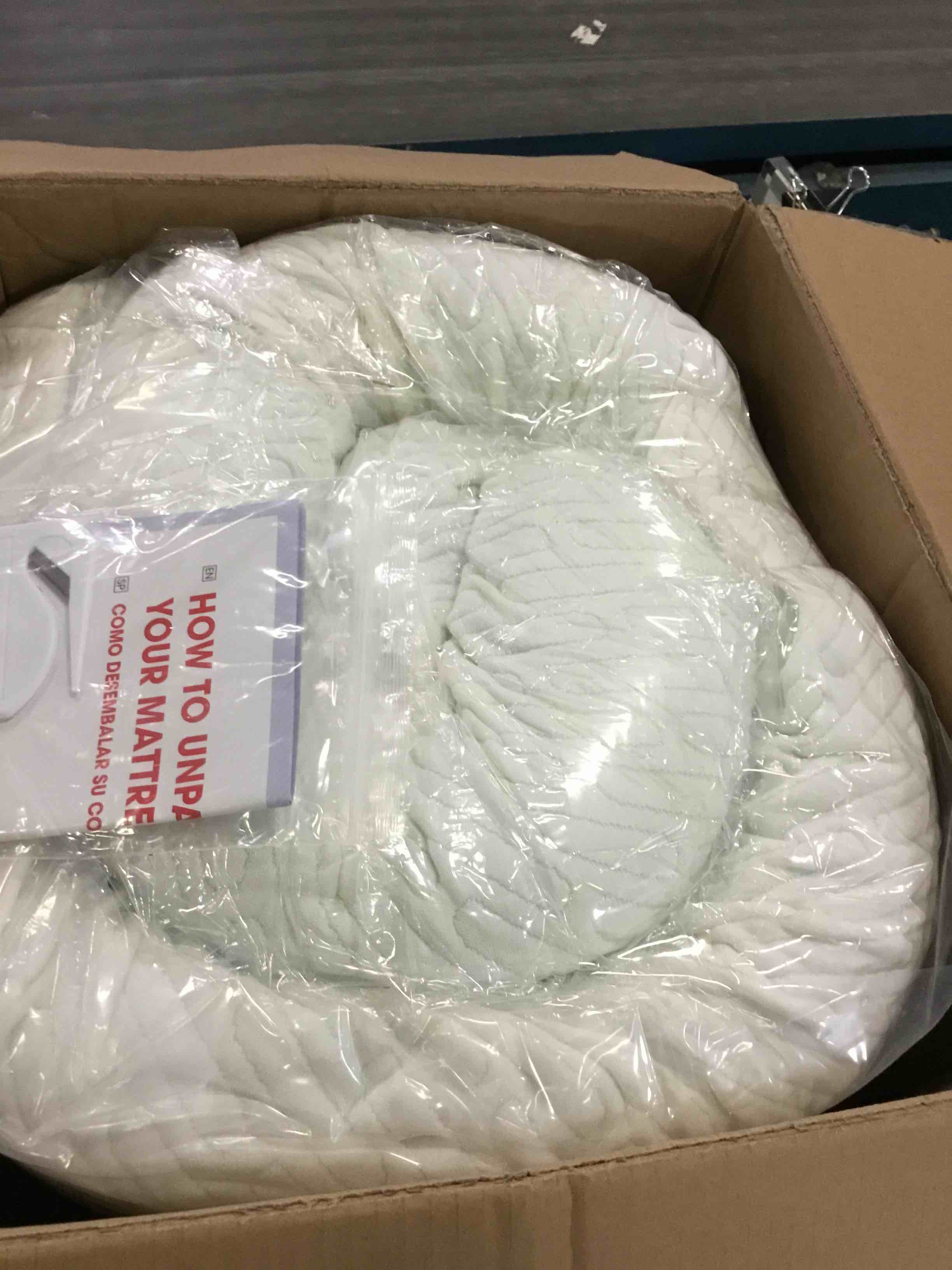 https://s3.amazonaws.com/lotting-images-prod/bidfta/RED5231064_1694026451614.jpeg