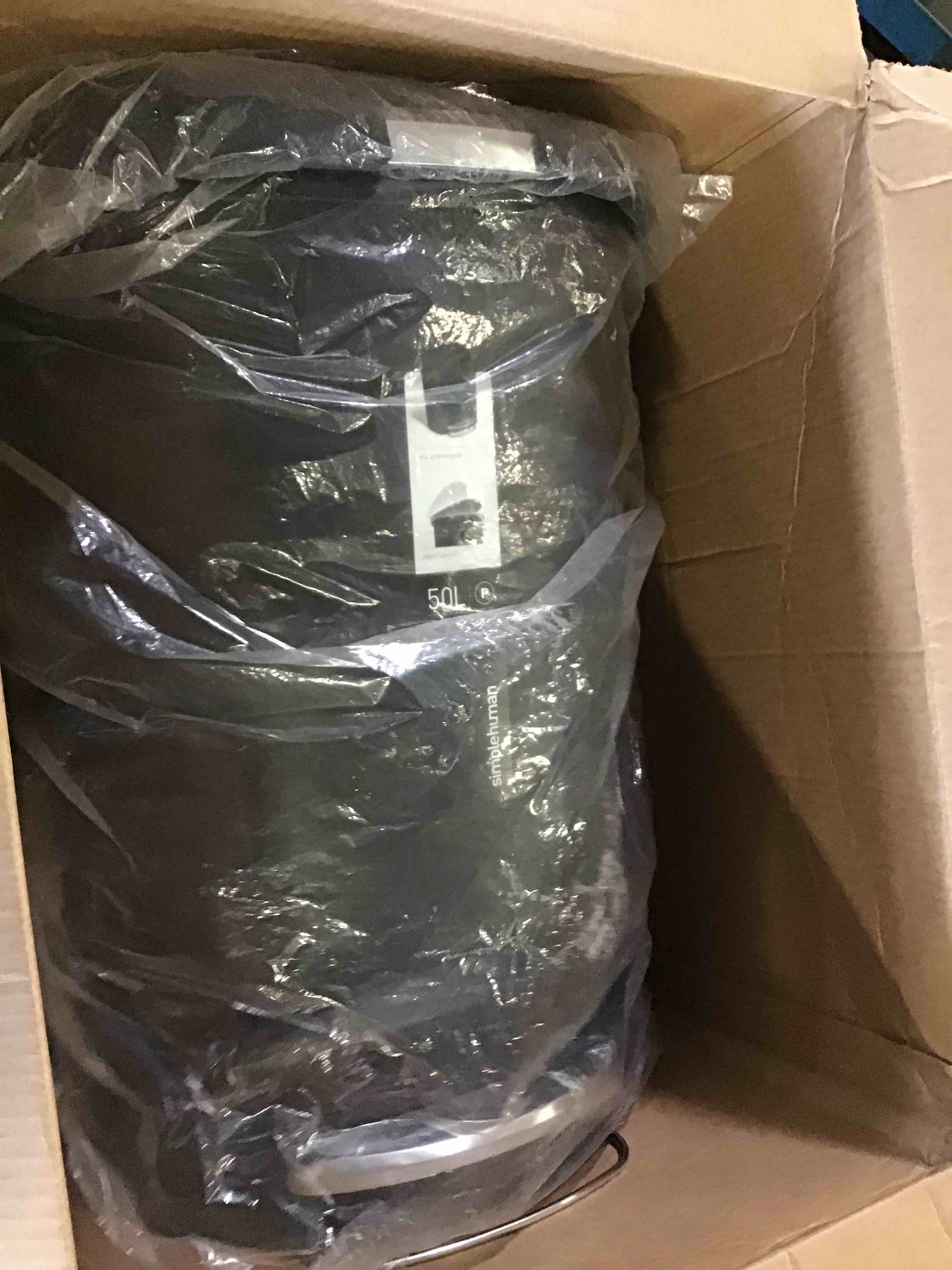 https://s3.amazonaws.com/lotting-images-prod/bidfta/RED5231514_1694622698281.jpeg