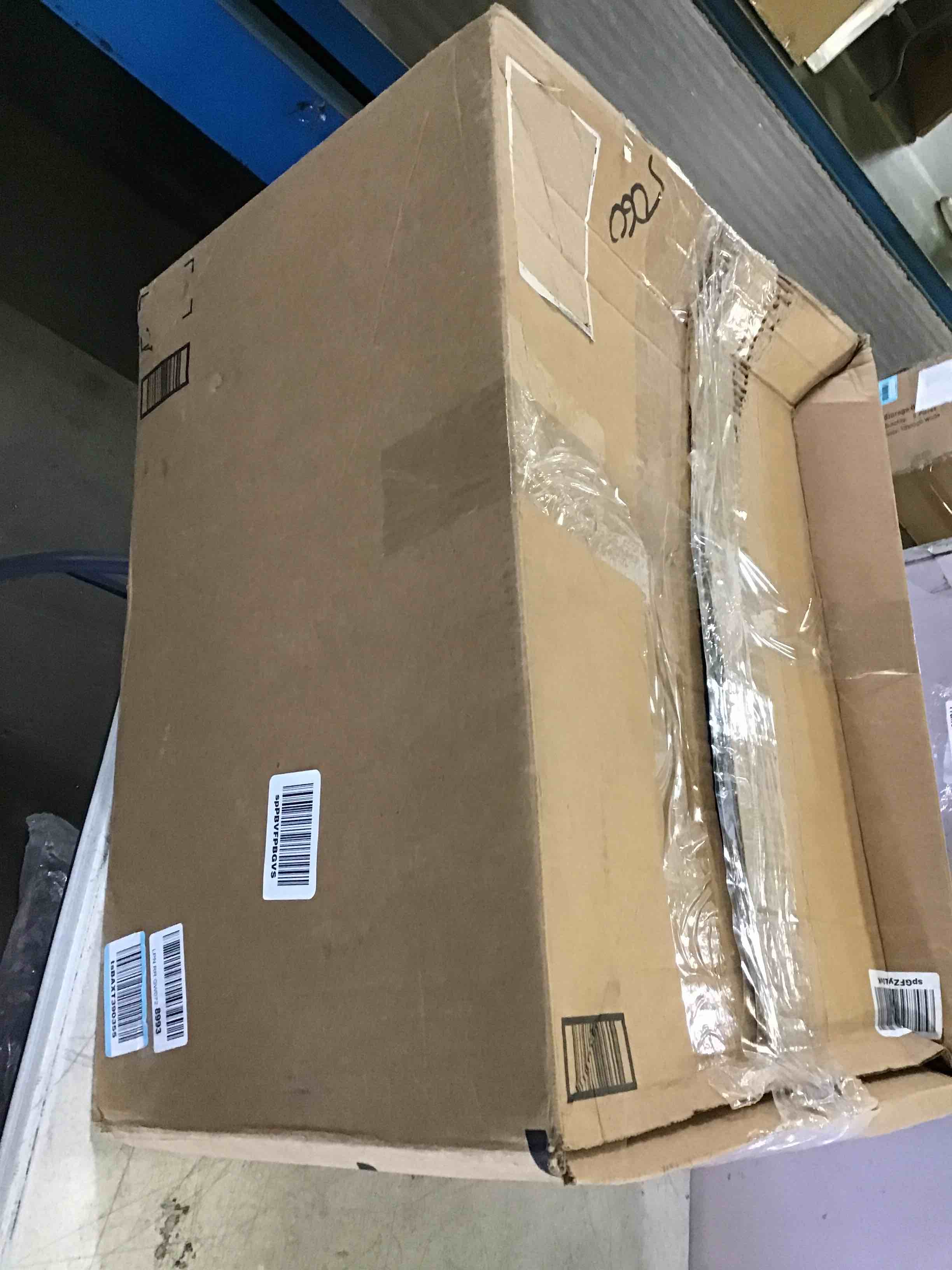 https://s3.amazonaws.com/lotting-images-prod/bidfta/RED5231514_1694622725392.jpeg