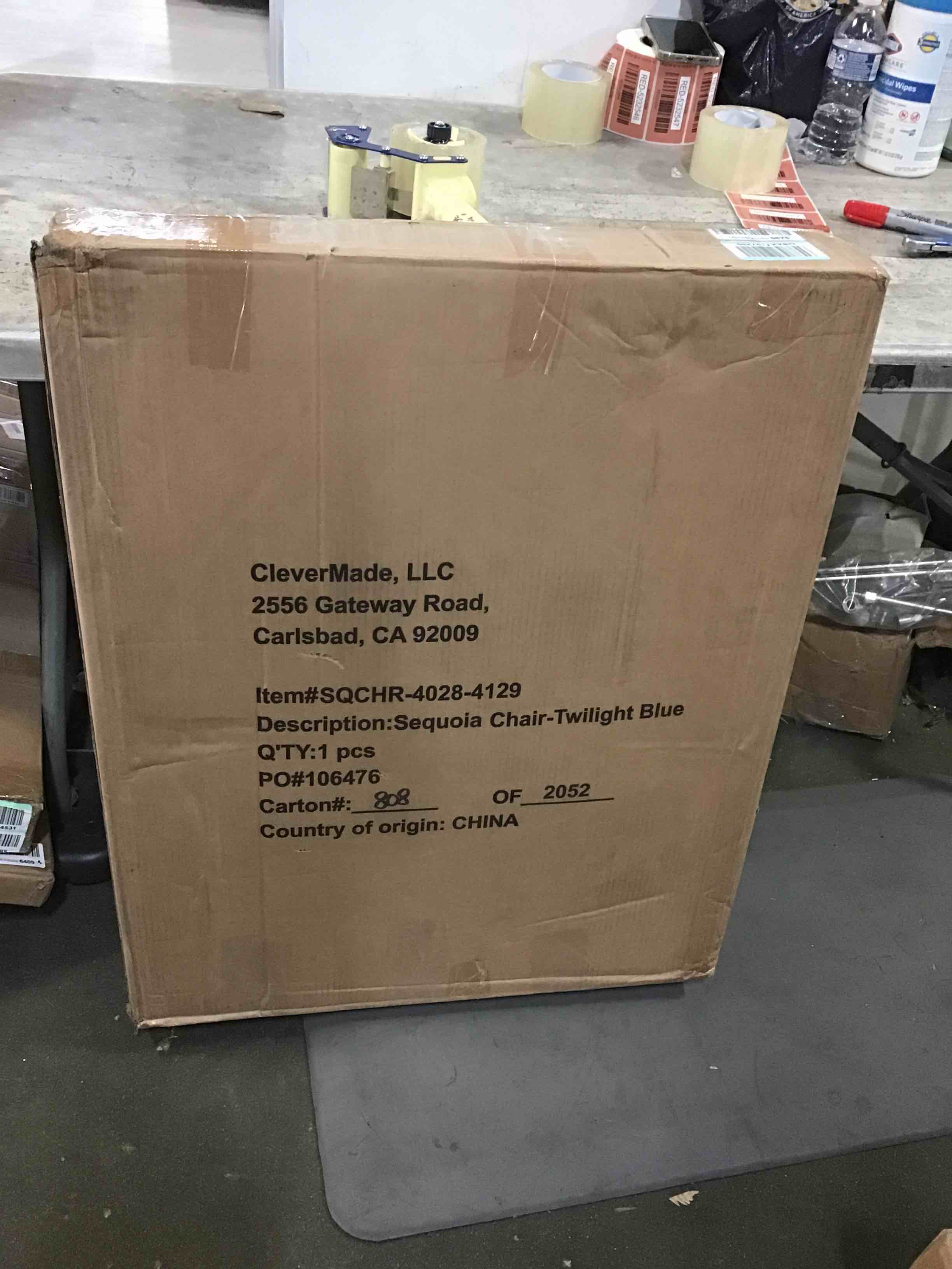 https://s3.amazonaws.com/lotting-images-prod/bidfta/RED5232454_1693935393354.jpeg