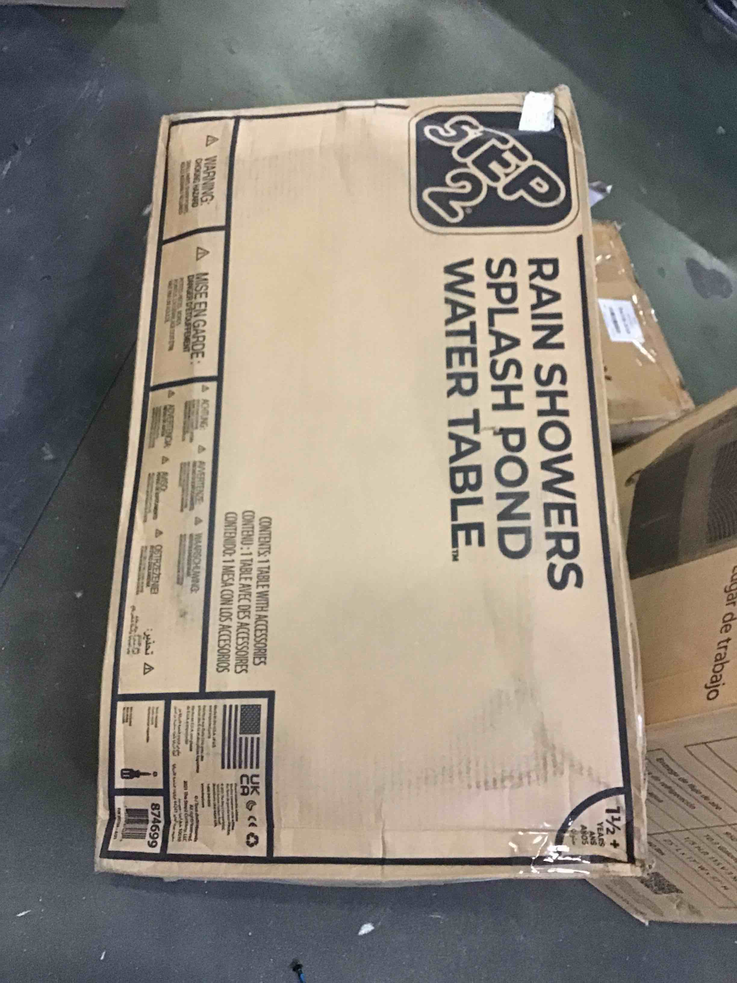 https://s3.amazonaws.com/lotting-images-prod/bidfta/RED5232814_1694097442198.jpeg