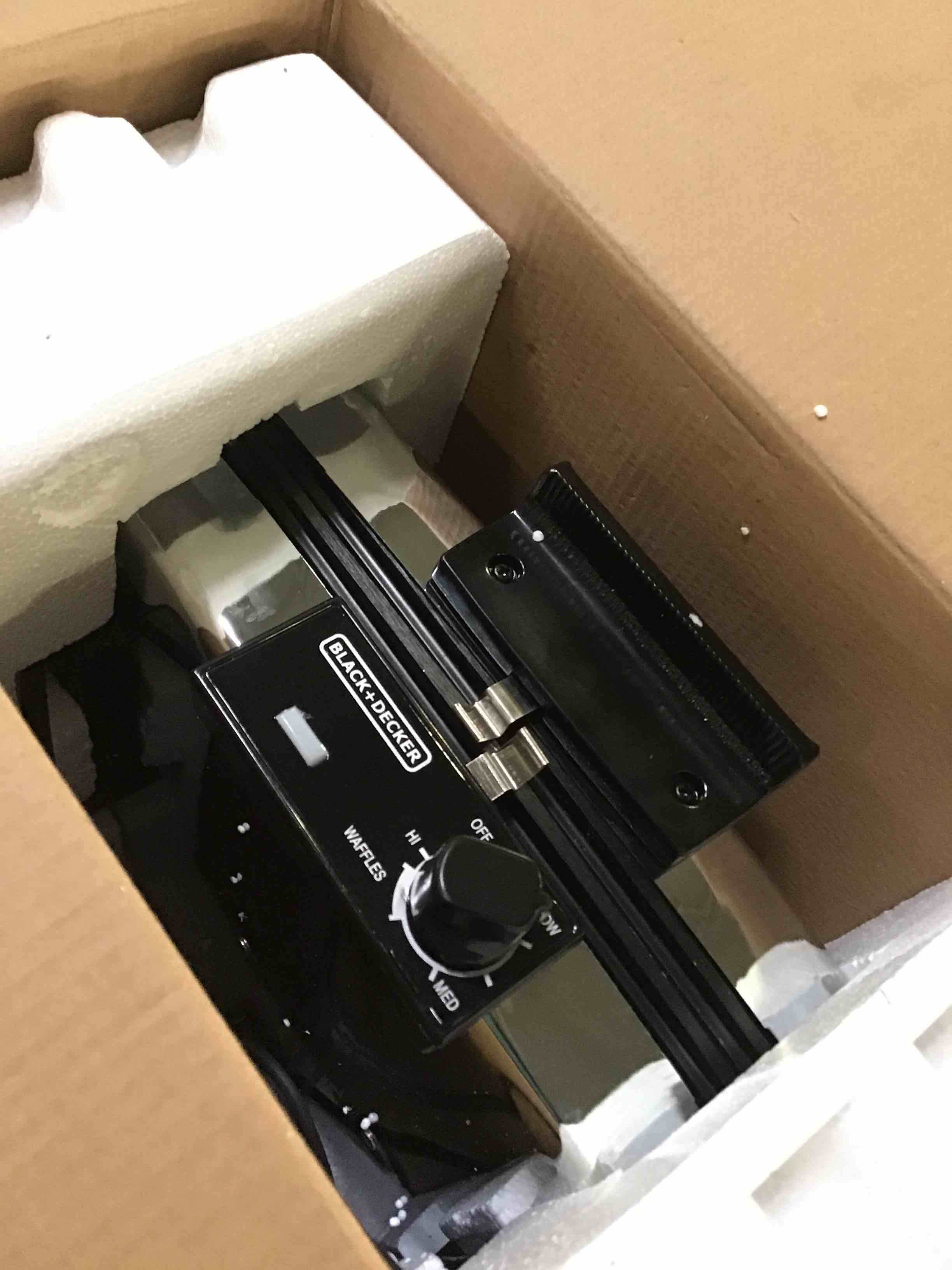 https://s3.amazonaws.com/lotting-images-prod/bidfta/RED5233294_1694535928970.jpeg