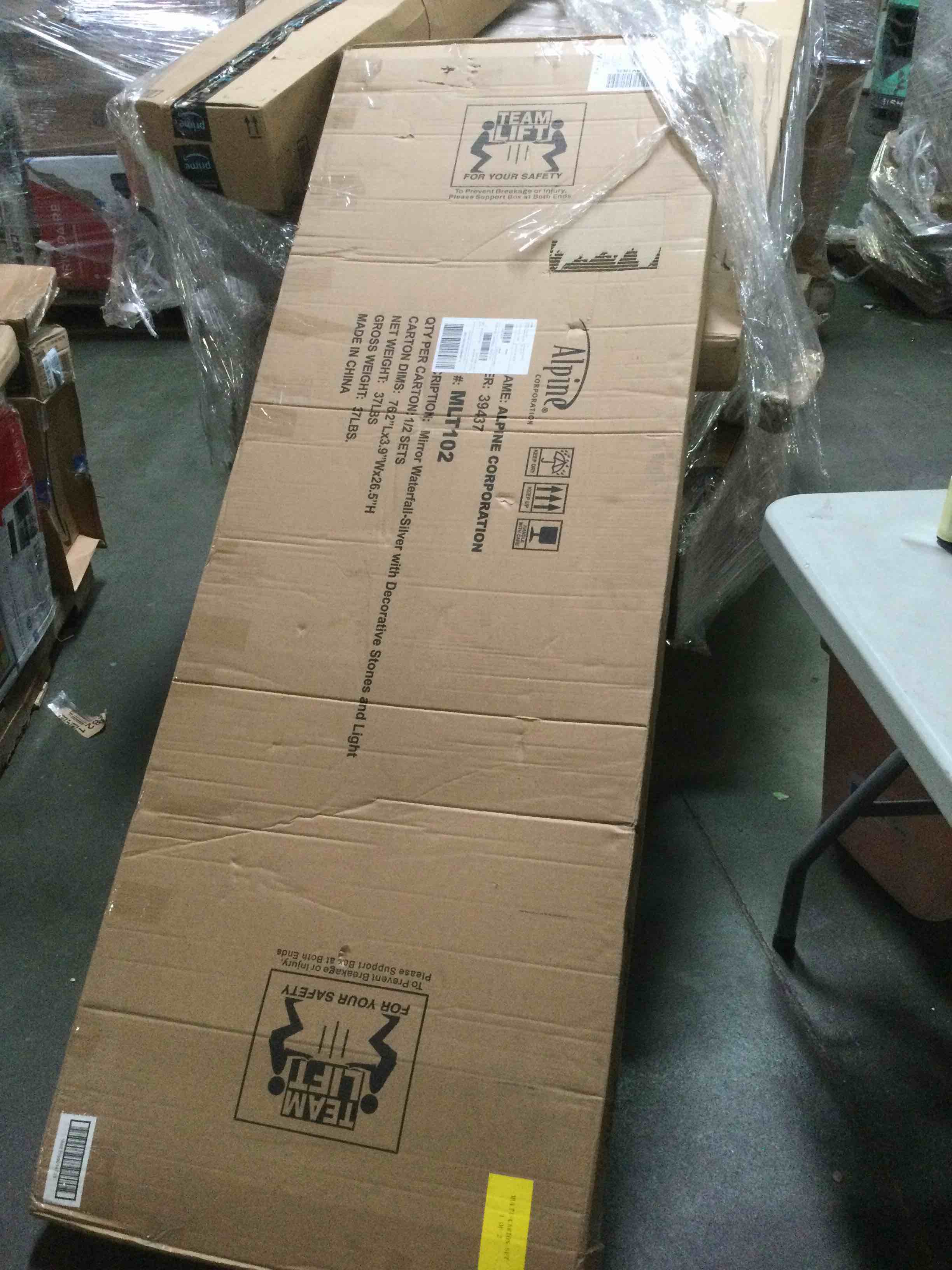 https://s3.amazonaws.com/lotting-images-prod/bidfta/RED5233747_1695047085957.jpeg
