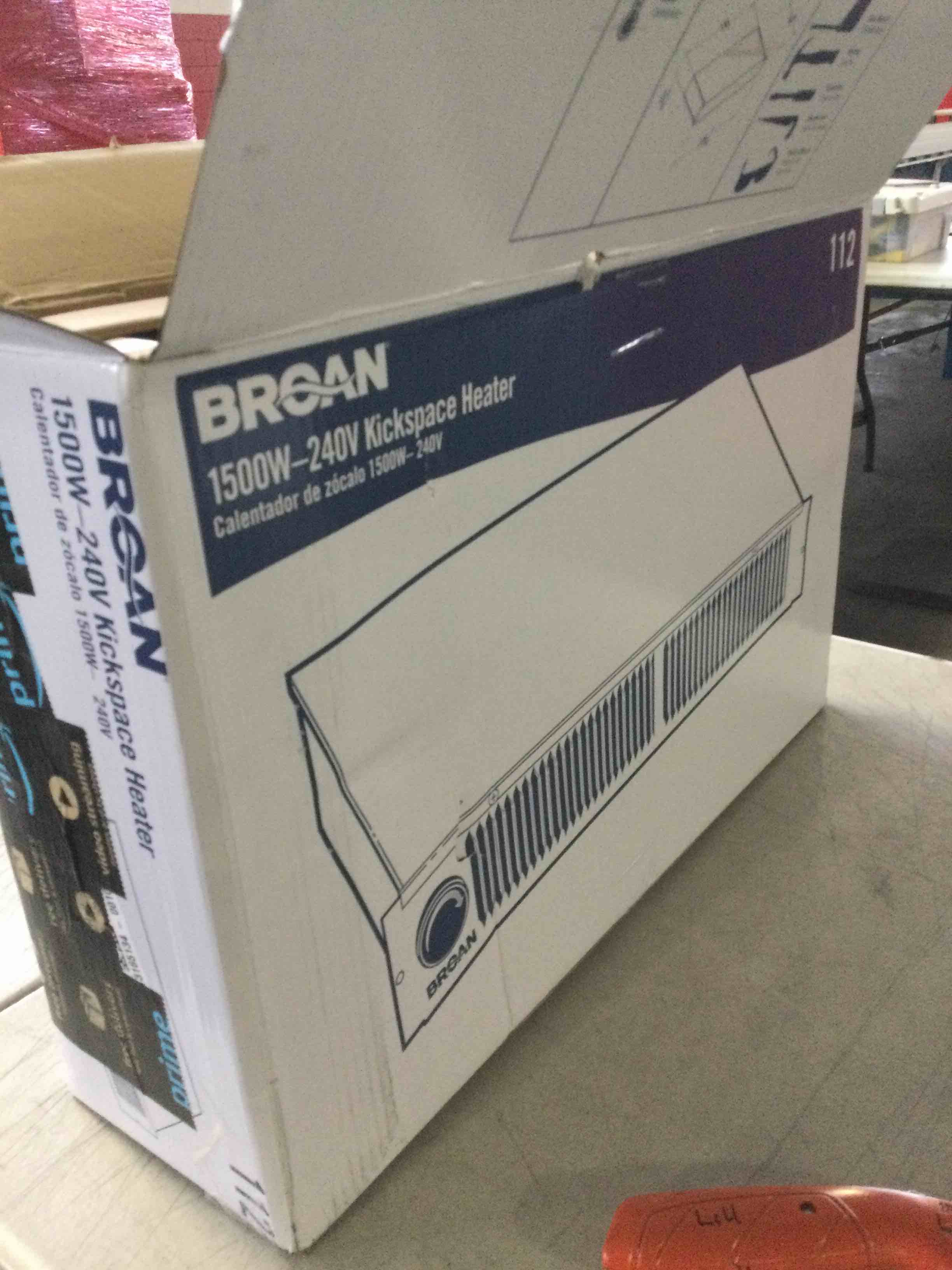 https://s3.amazonaws.com/lotting-images-prod/bidfta/RED5233949_1693484119995.jpeg