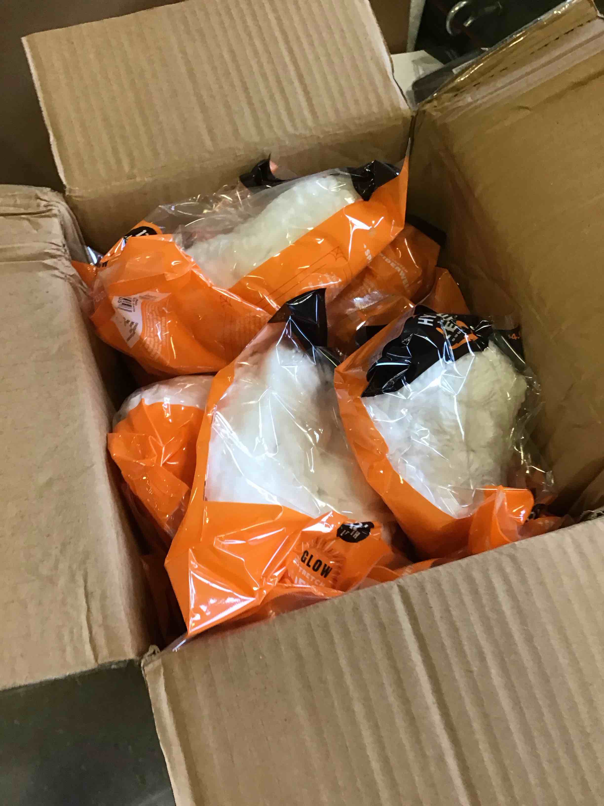 https://s3.amazonaws.com/lotting-images-prod/bidfta/RED5235261_1695392979729.jpeg