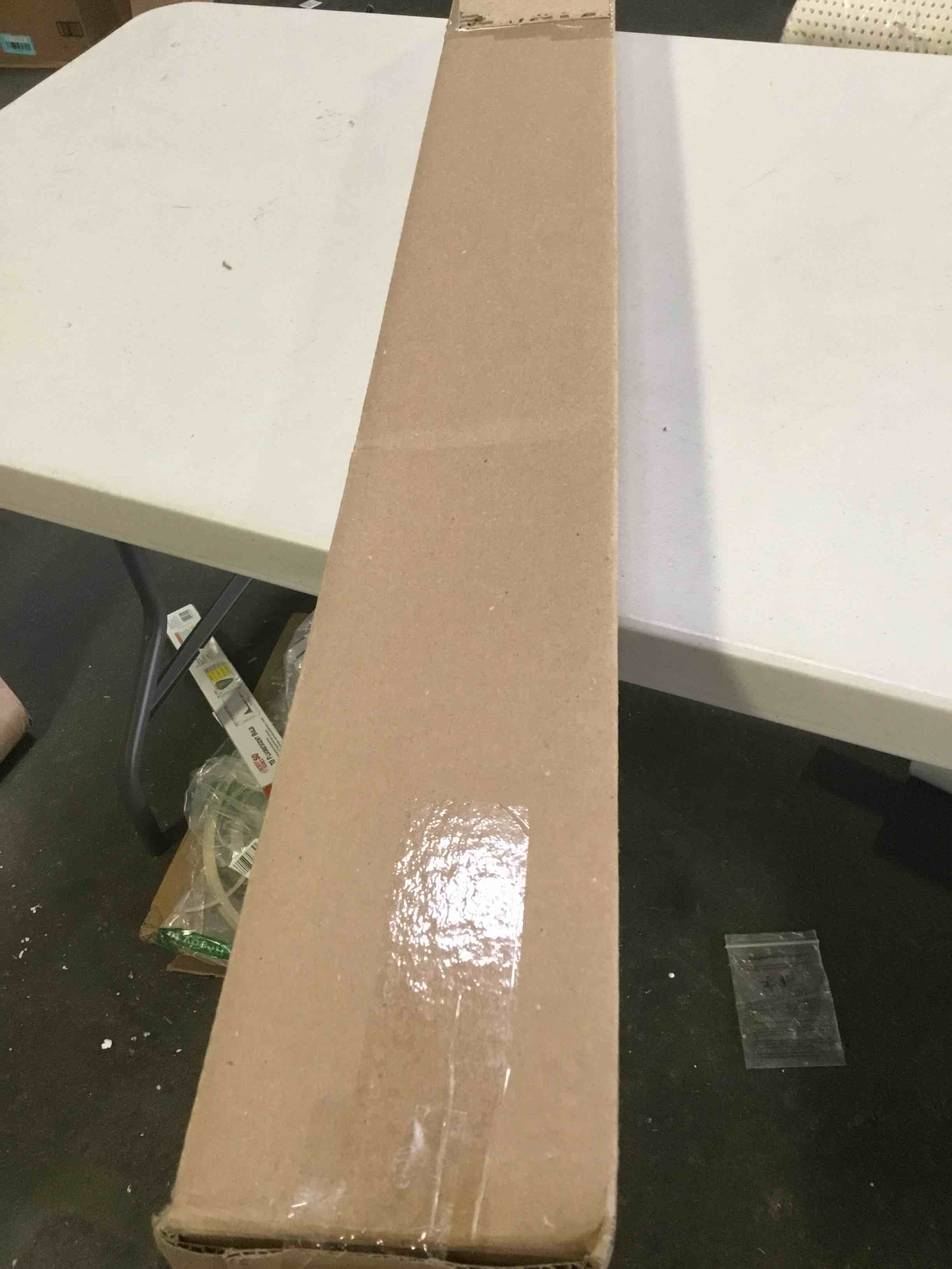 https://s3.amazonaws.com/lotting-images-prod/bidfta/RED5235809_1694201299576.jpeg