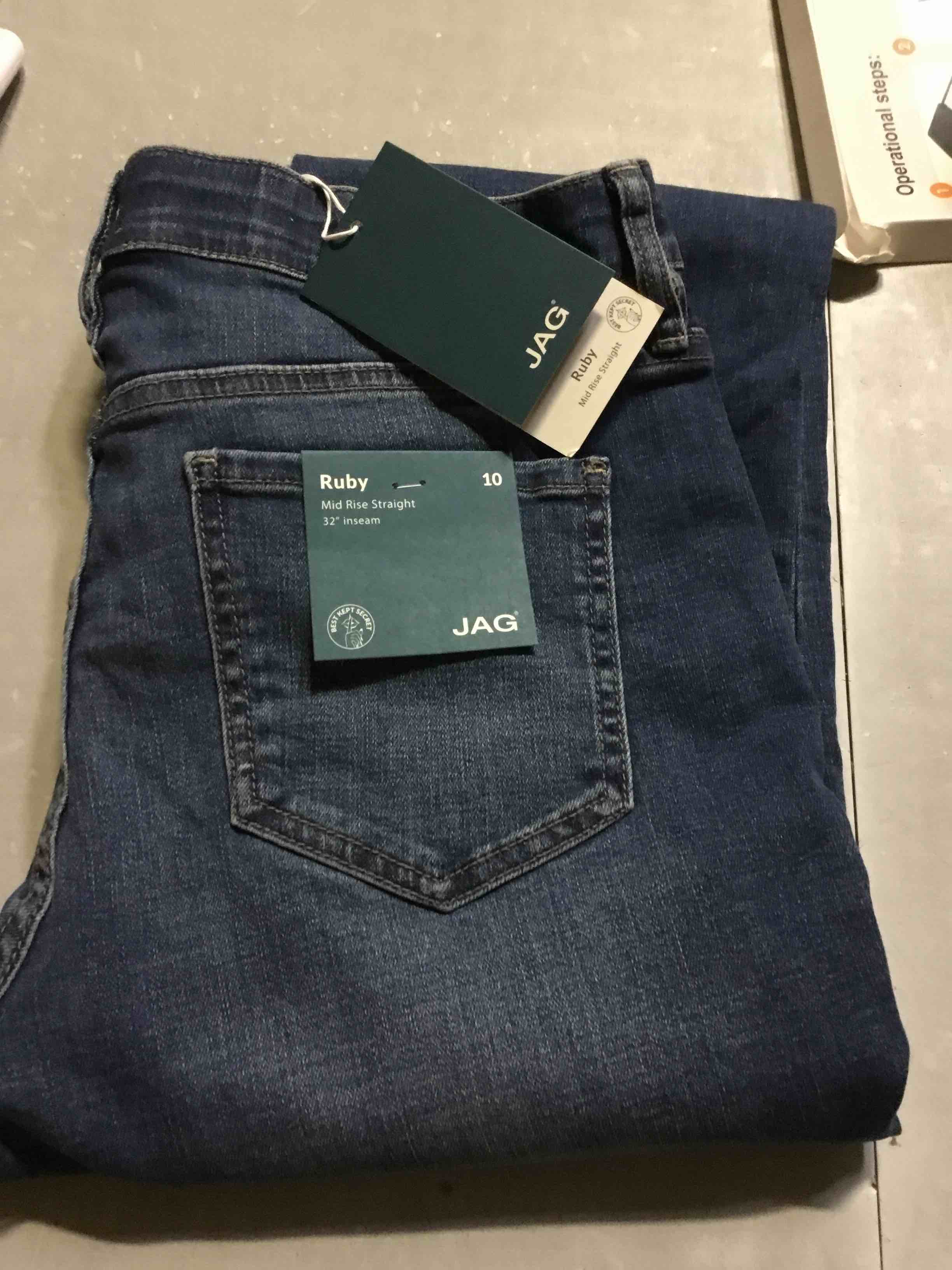https://s3.amazonaws.com/lotting-images-prod/bidfta/RED5240101_1690559427318.jpeg