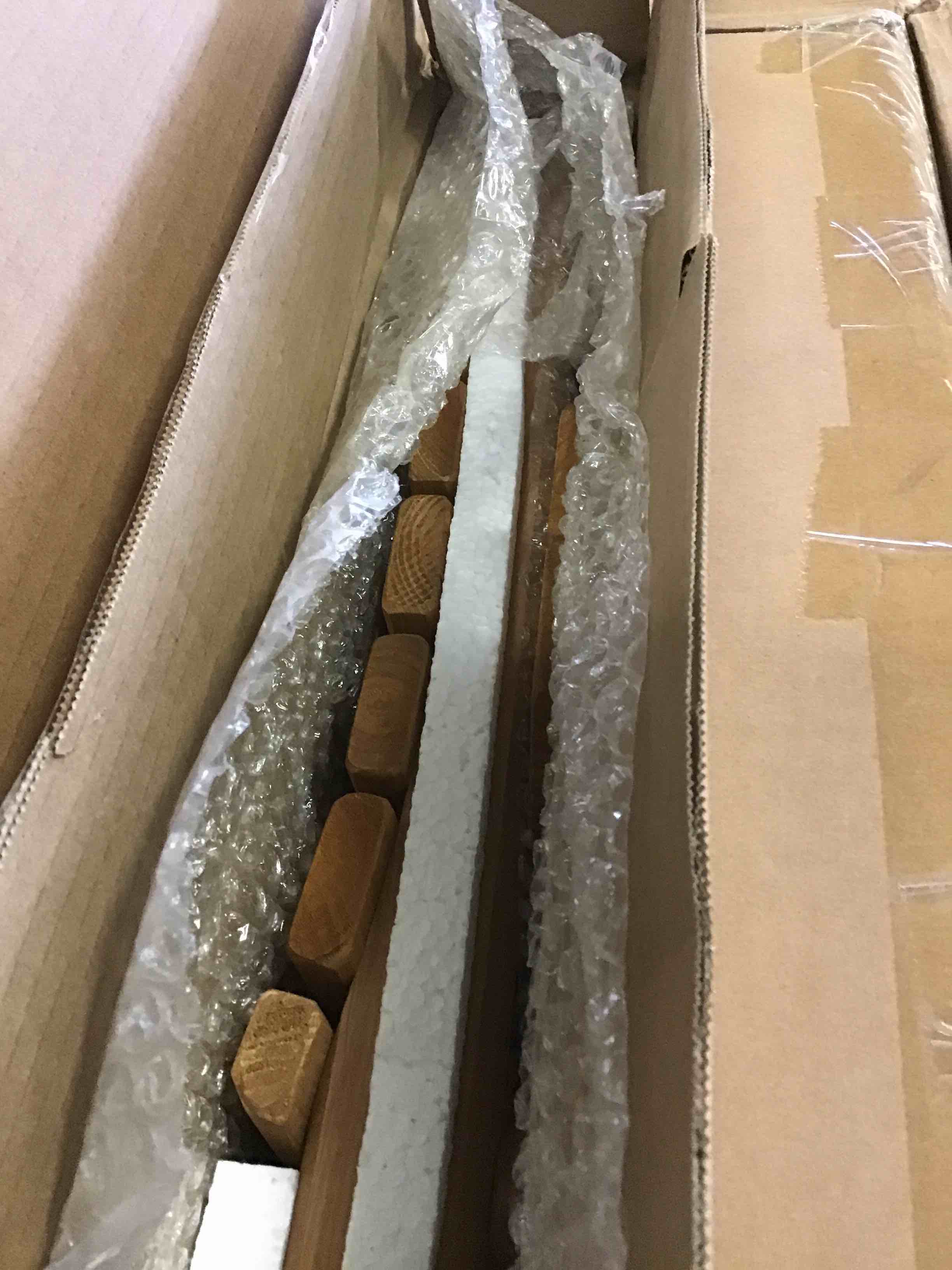 https://s3.amazonaws.com/lotting-images-prod/bidfta/RED5242439_1691761265743.jpeg
