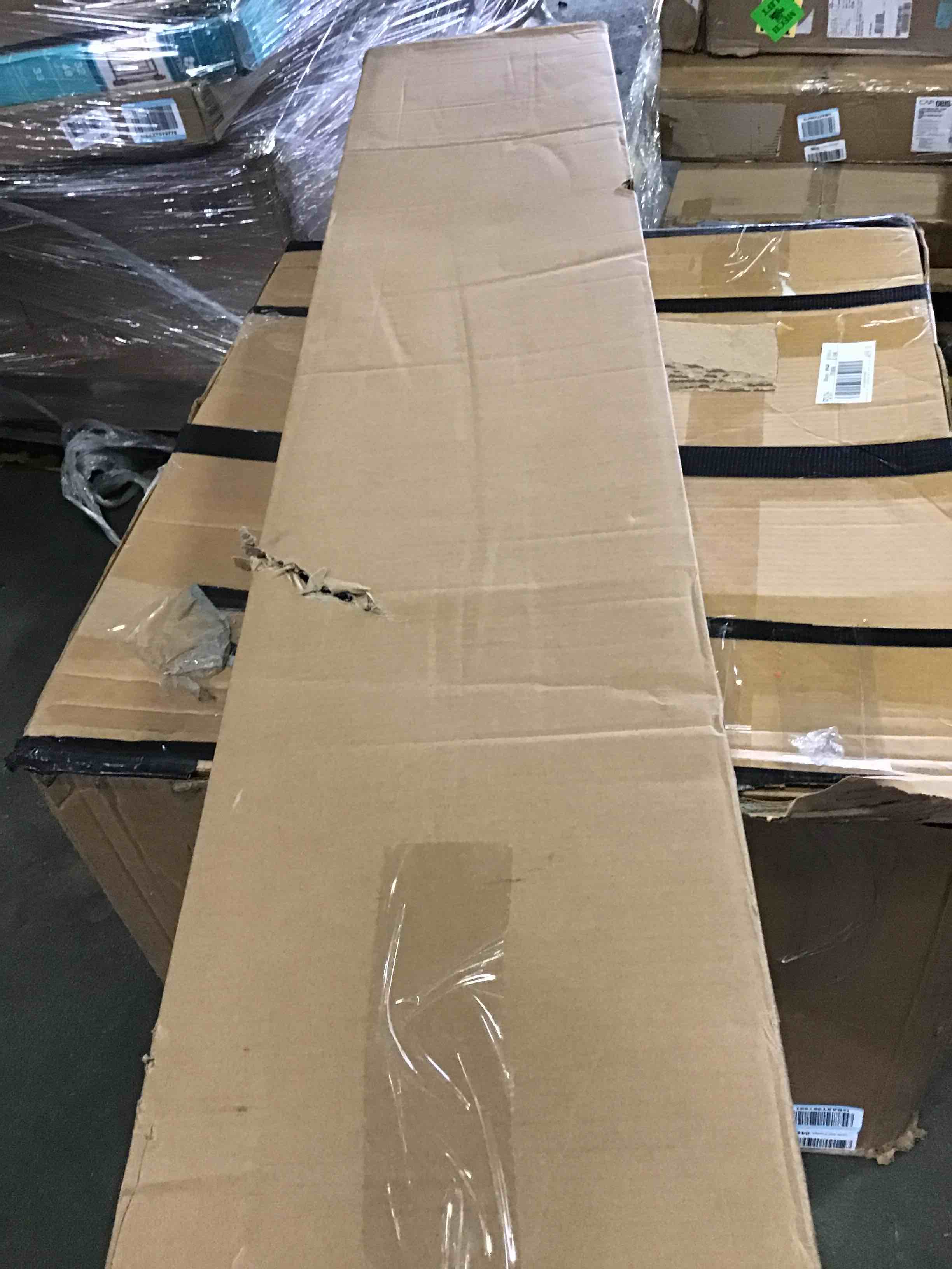https://s3.amazonaws.com/lotting-images-prod/bidfta/RED5242510_1691784510891.jpeg