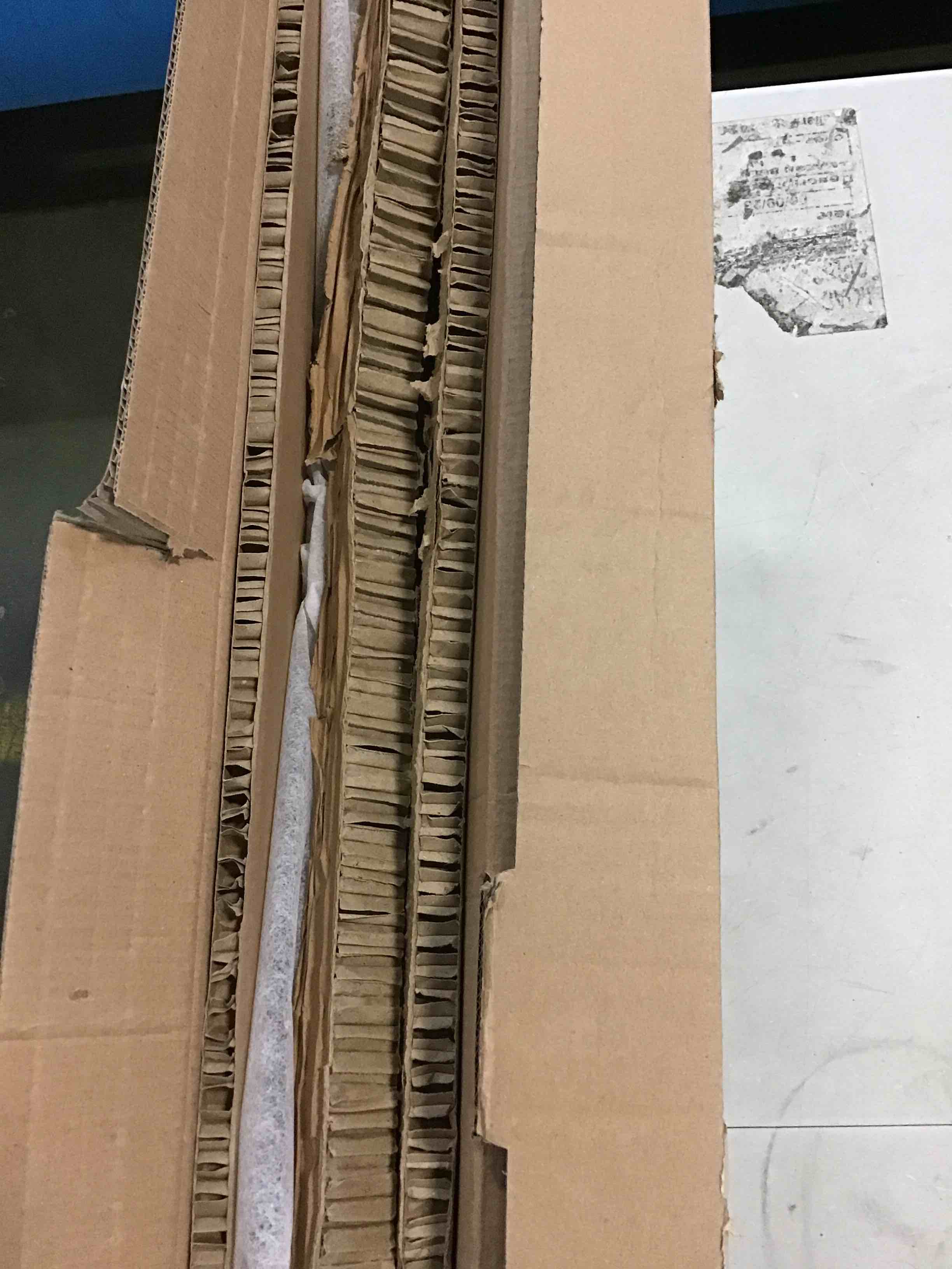 https://s3.amazonaws.com/lotting-images-prod/bidfta/RED5242770_1692130059172.jpeg