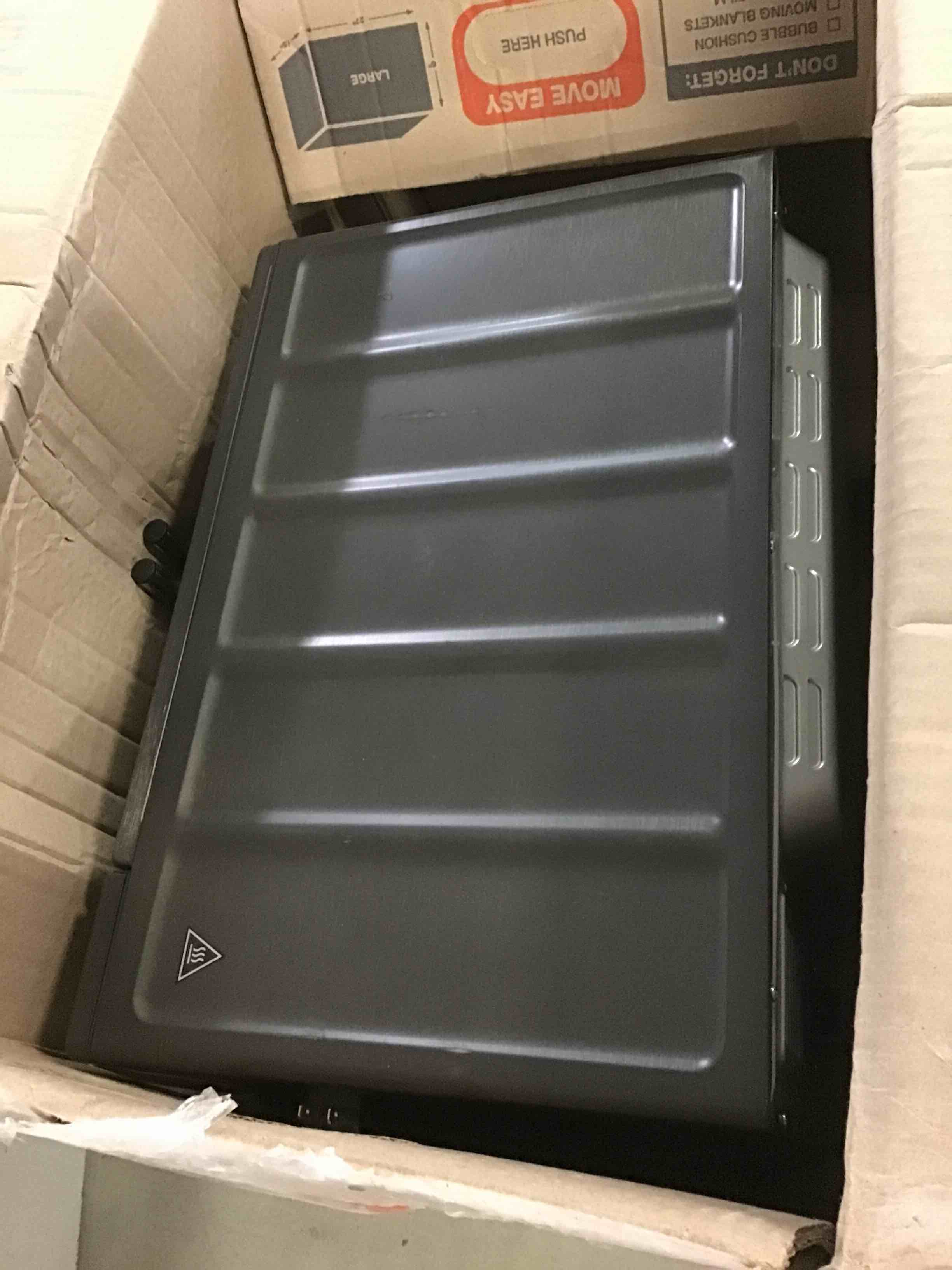 https://s3.amazonaws.com/lotting-images-prod/bidfta/RED5242792_1692187763255.jpeg