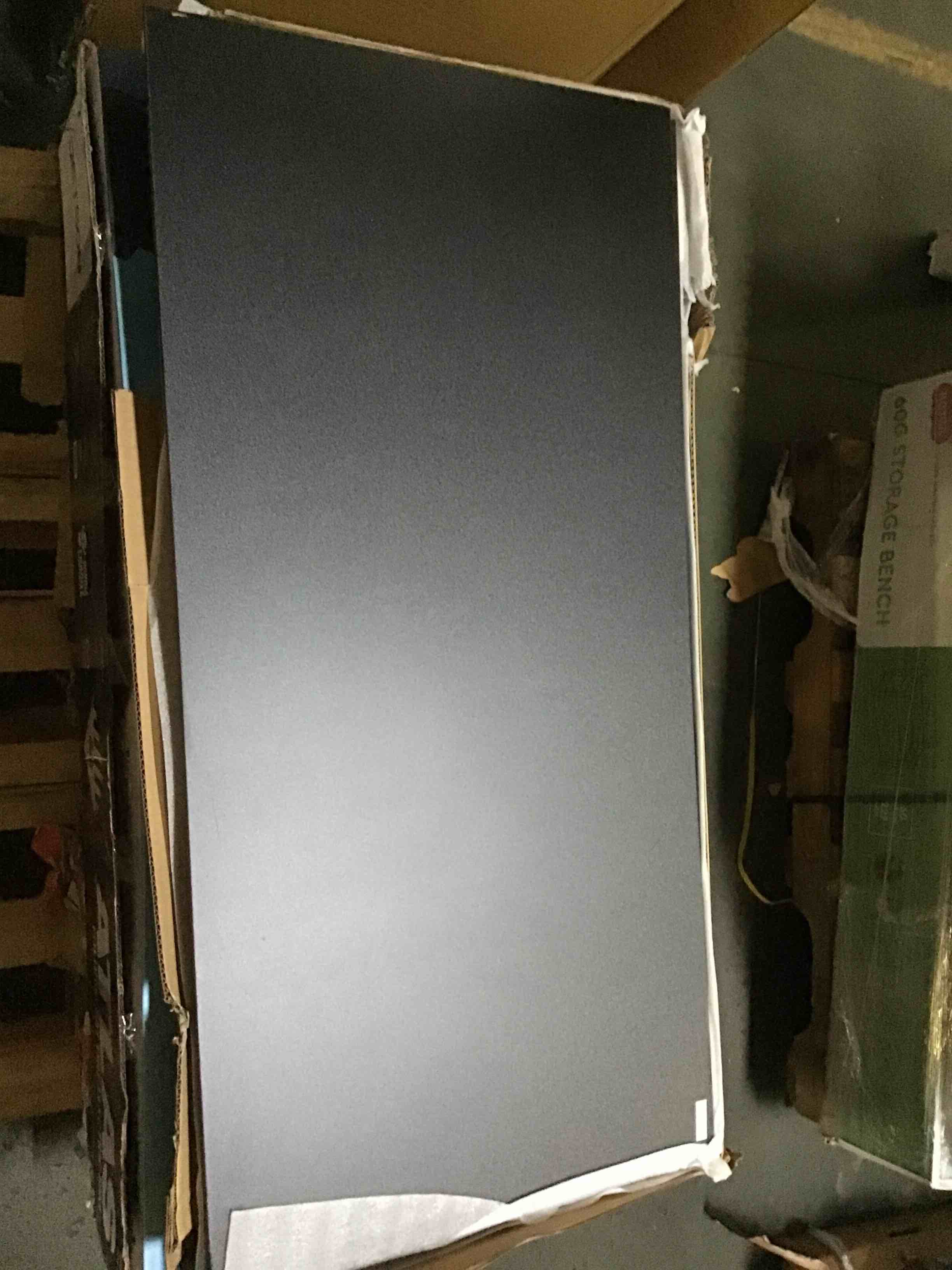 https://s3.amazonaws.com/lotting-images-prod/bidfta/RED5247370_1691411583515.jpeg
