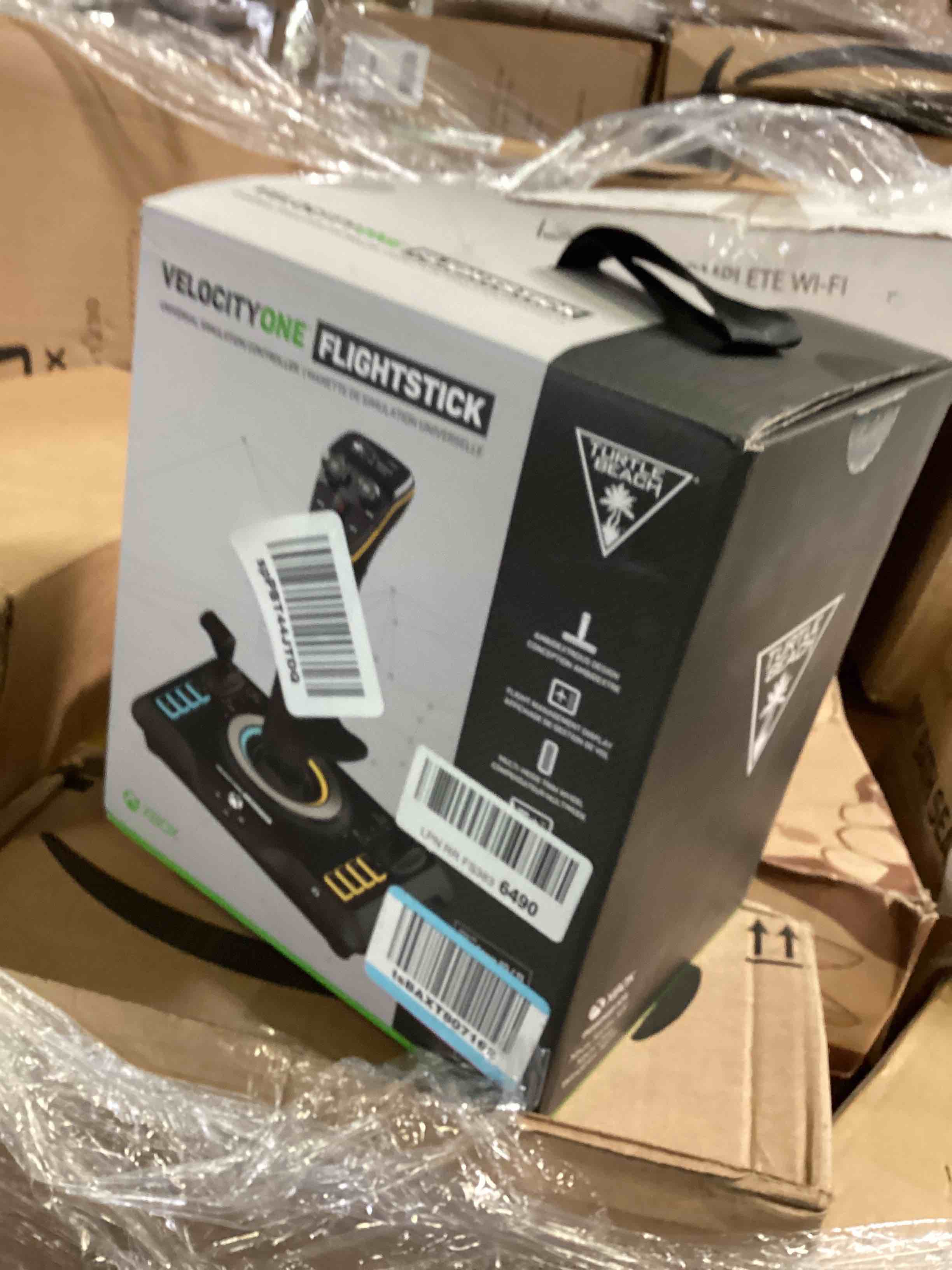 https://s3.amazonaws.com/lotting-images-prod/bidfta/RED5248951_1690219203414.jpeg
