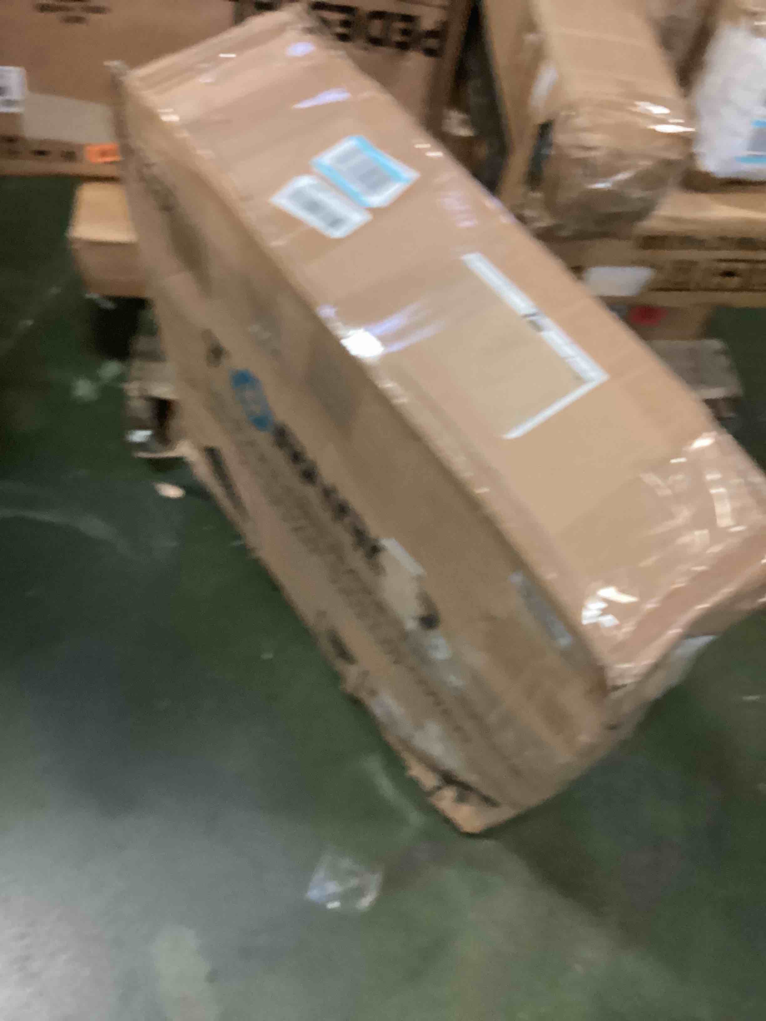 https://s3.amazonaws.com/lotting-images-prod/bidfta/RED5249455_1691493185304.jpeg