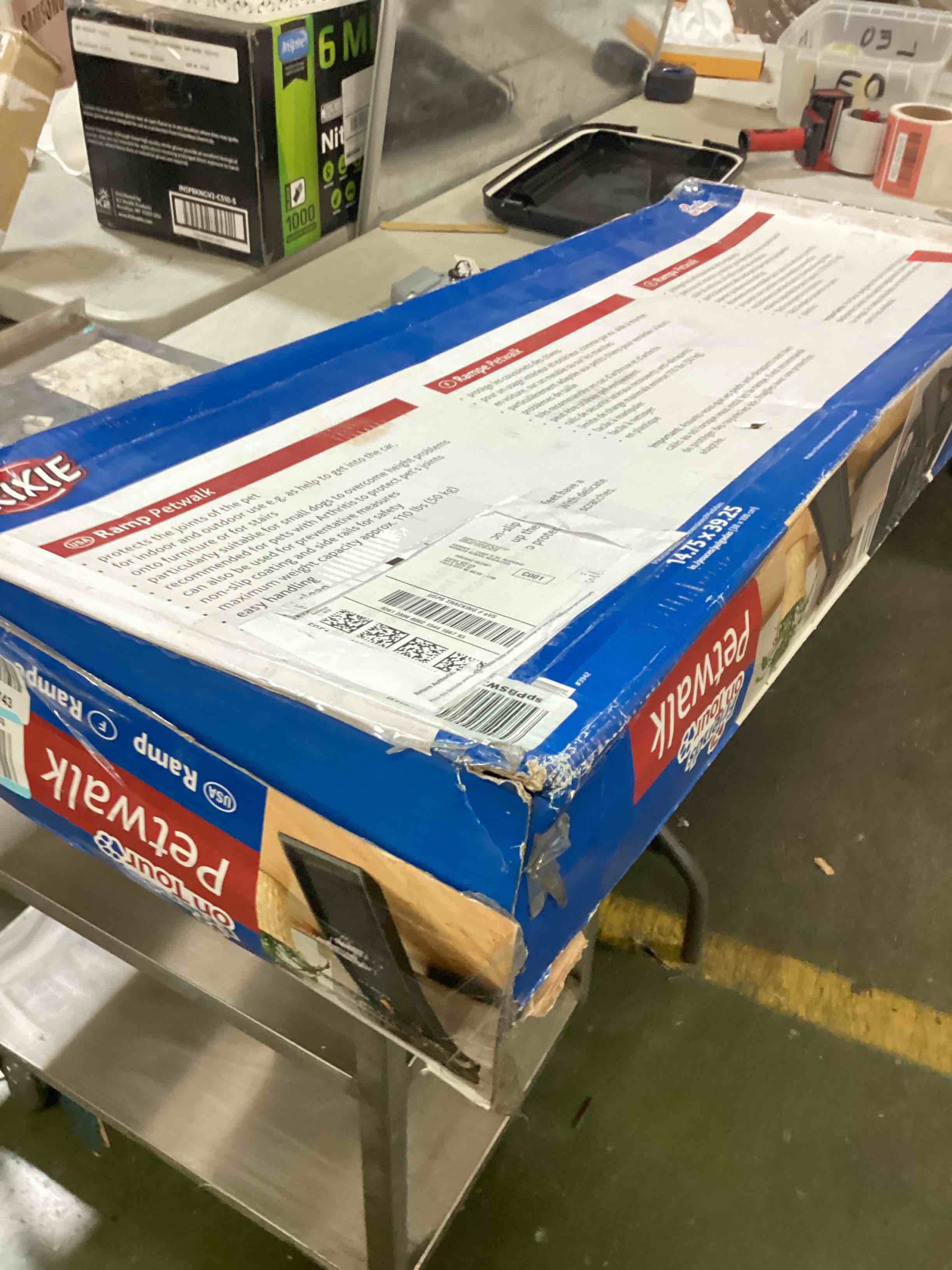 https://s3.amazonaws.com/lotting-images-prod/bidfta/RED5250070_1691754166570.jpeg
