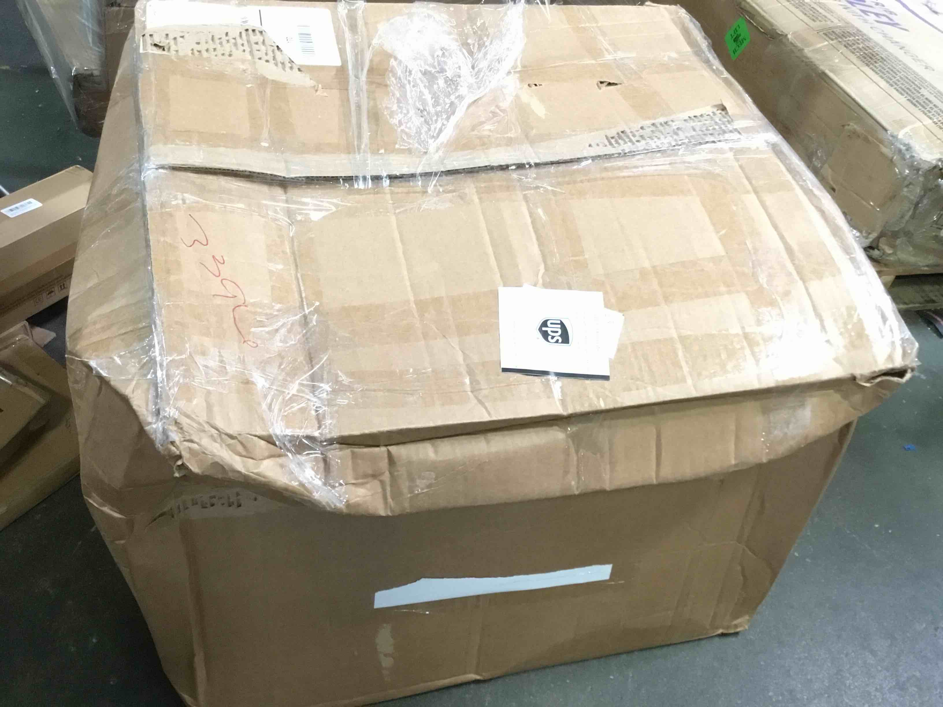 https://s3.amazonaws.com/lotting-images-prod/bidfta/RED5250686_1690313280800.jpeg
