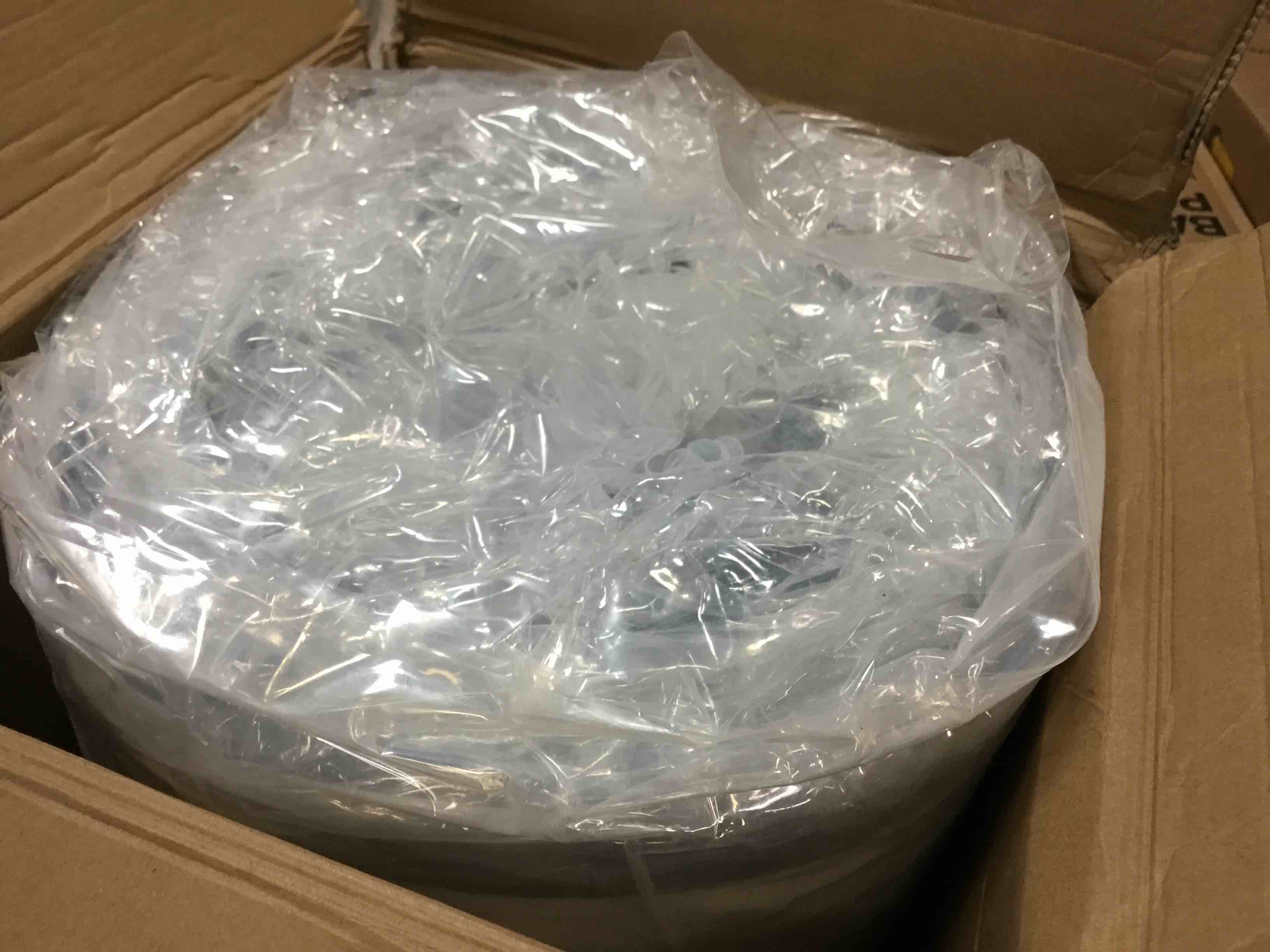 https://s3.amazonaws.com/lotting-images-prod/bidfta/RED5250800_1690400709630.jpeg