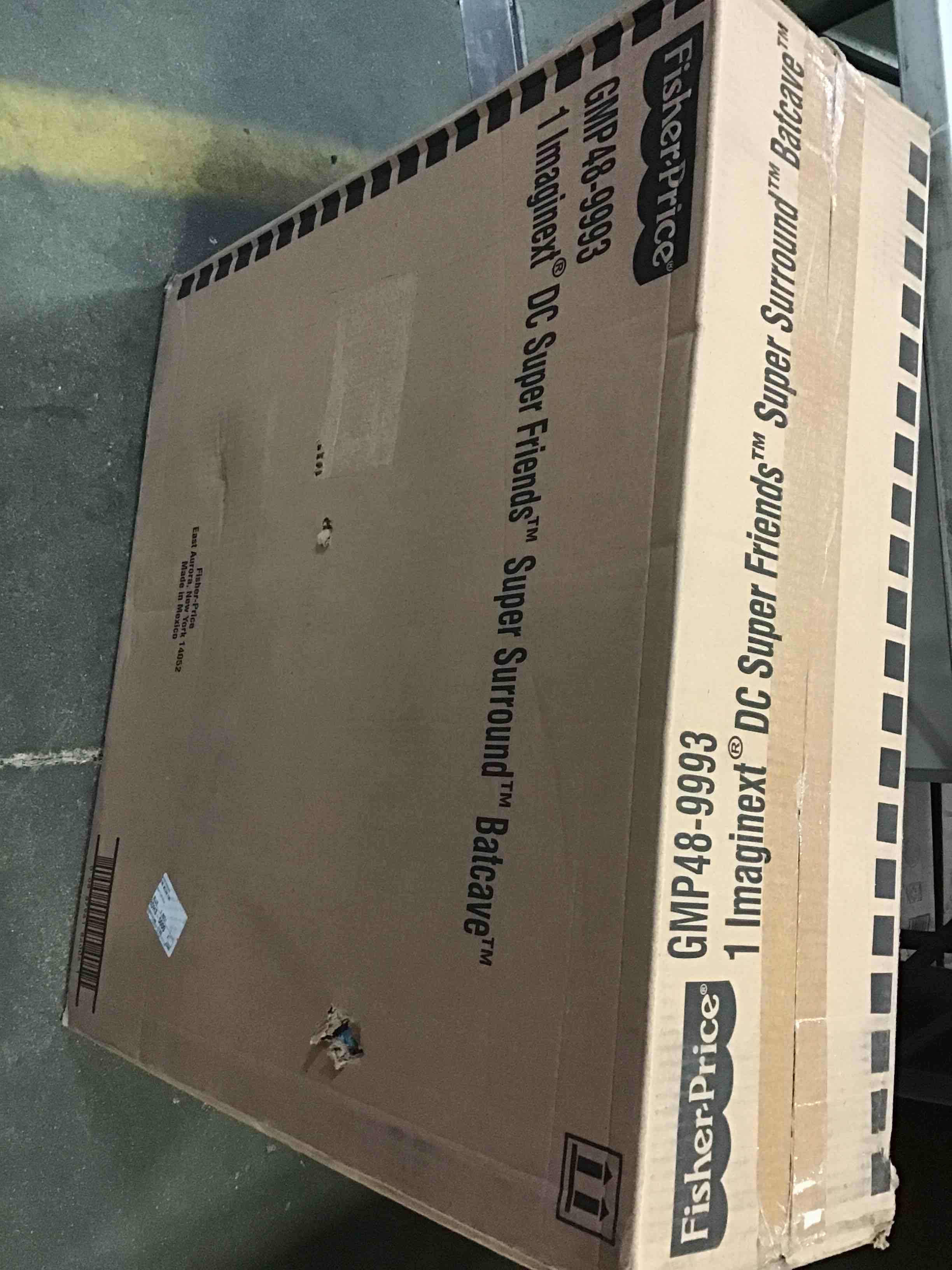 https://s3.amazonaws.com/lotting-images-prod/bidfta/RED5251619_1692103182680.jpeg