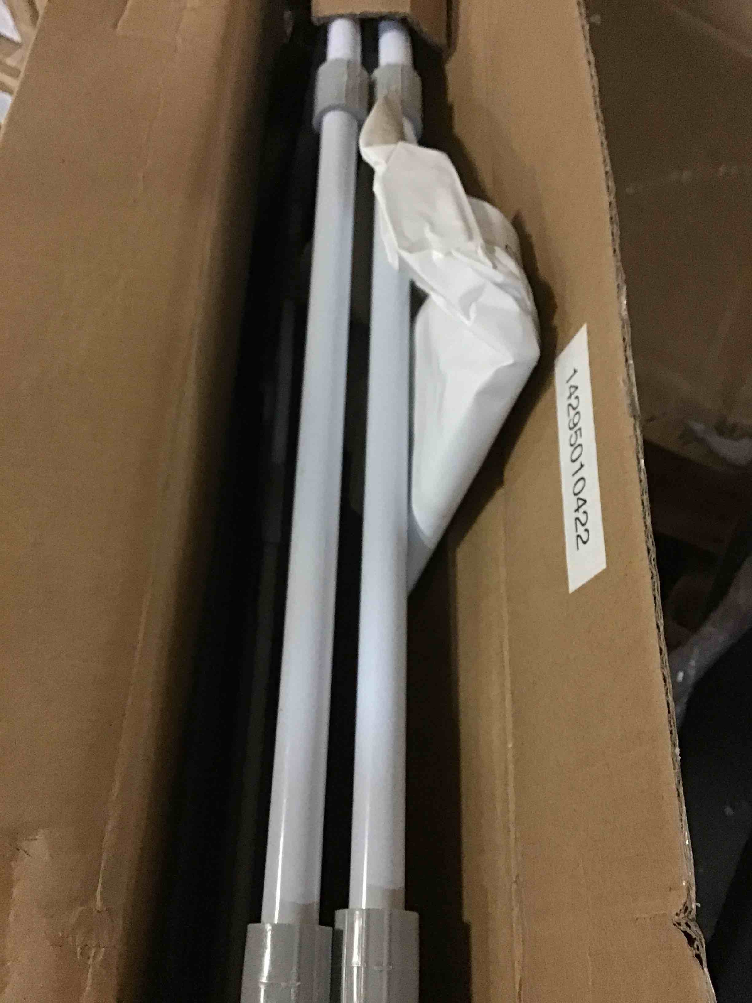 https://s3.amazonaws.com/lotting-images-prod/bidfta/RED5251795_1692185066860.jpeg