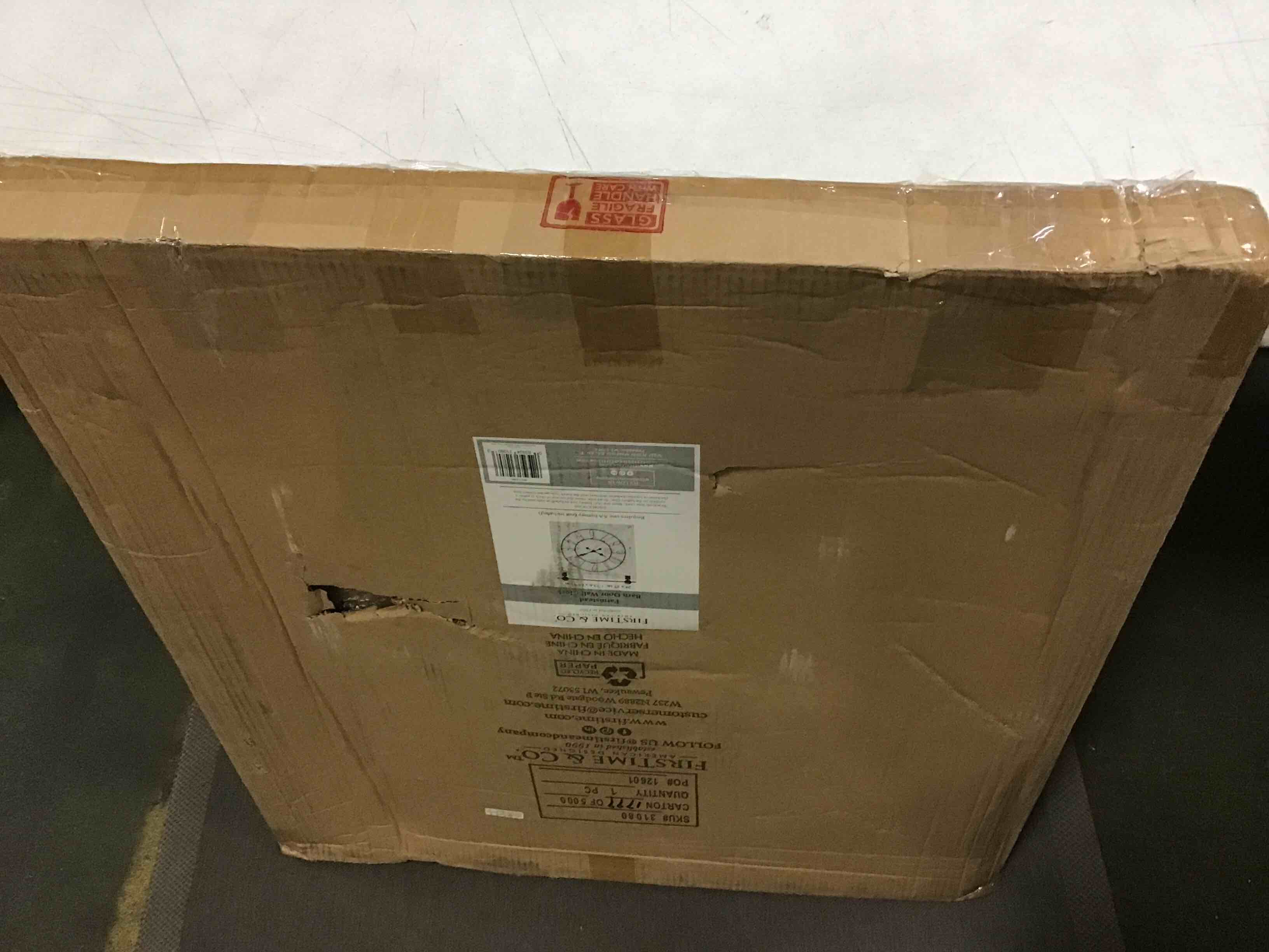 https://s3.amazonaws.com/lotting-images-prod/bidfta/RED5252086_1692184480603.jpeg