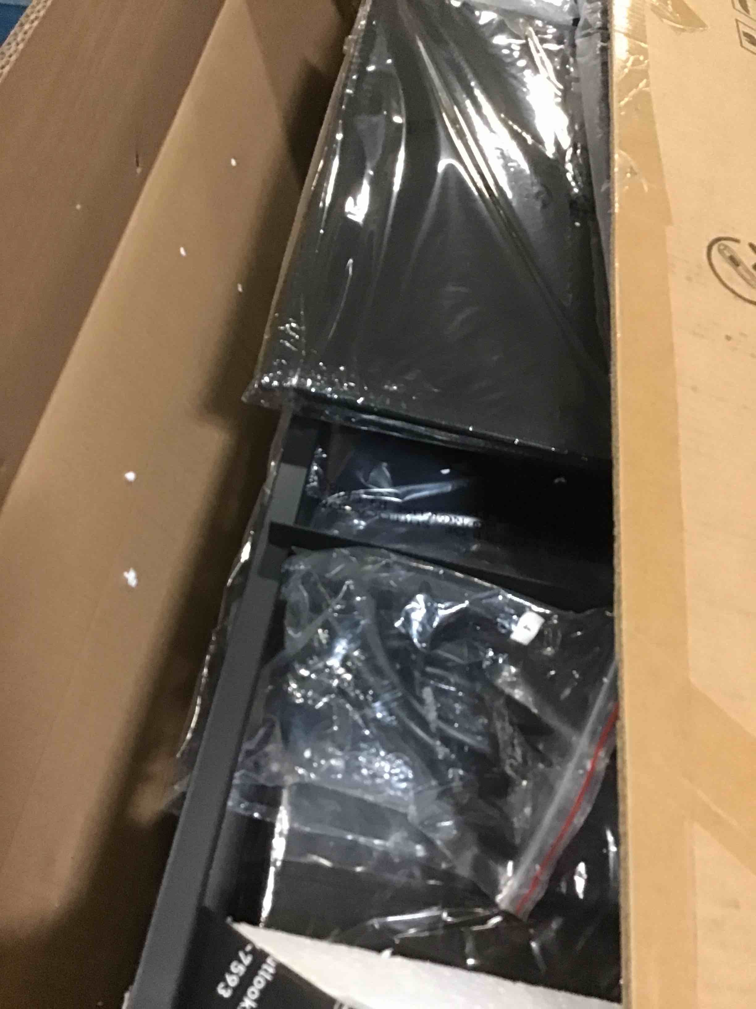 https://s3.amazonaws.com/lotting-images-prod/bidfta/RED5252088_1692184773452.jpeg