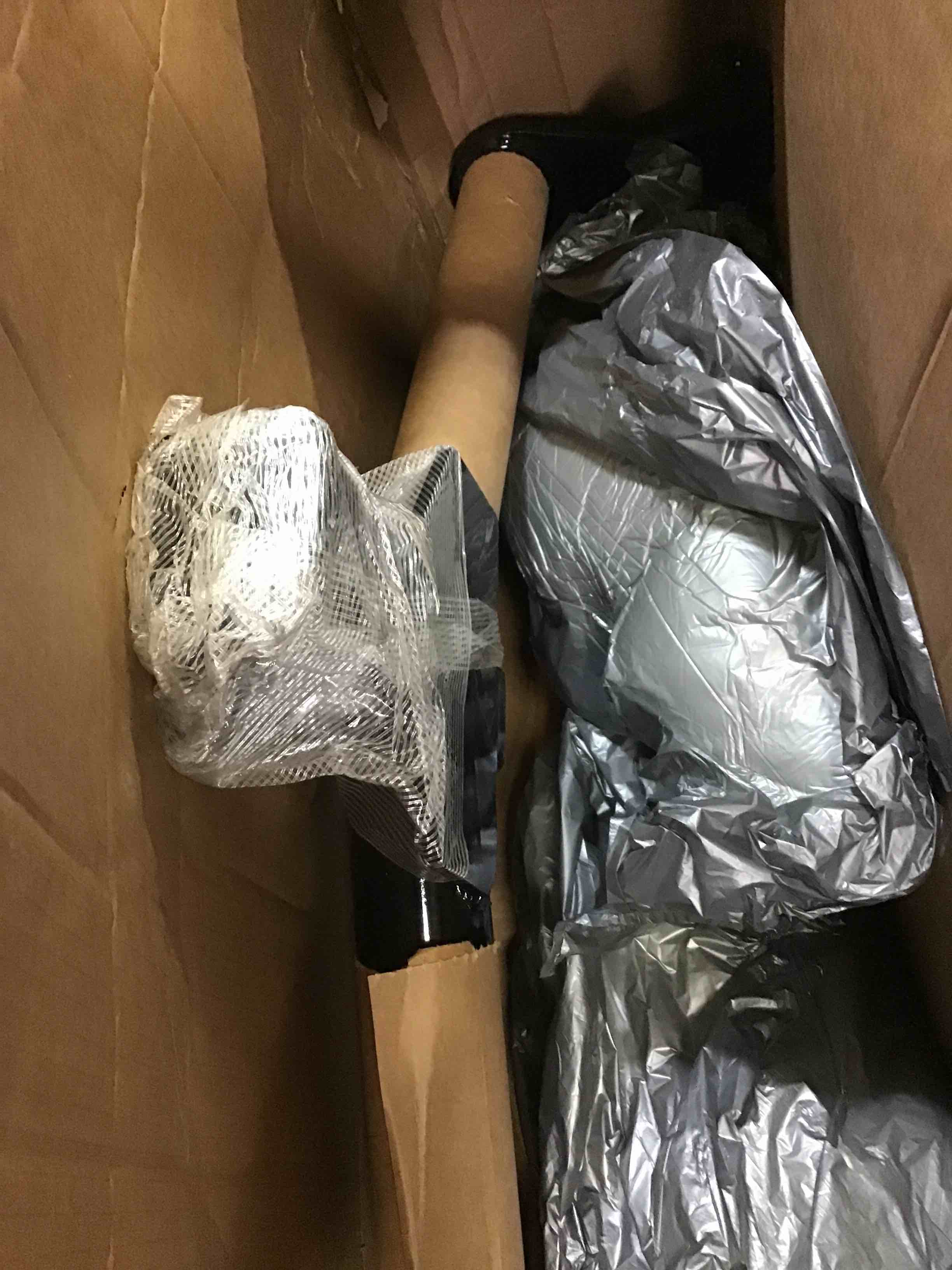 https://s3.amazonaws.com/lotting-images-prod/bidfta/RED5252166_1692196153295.jpeg