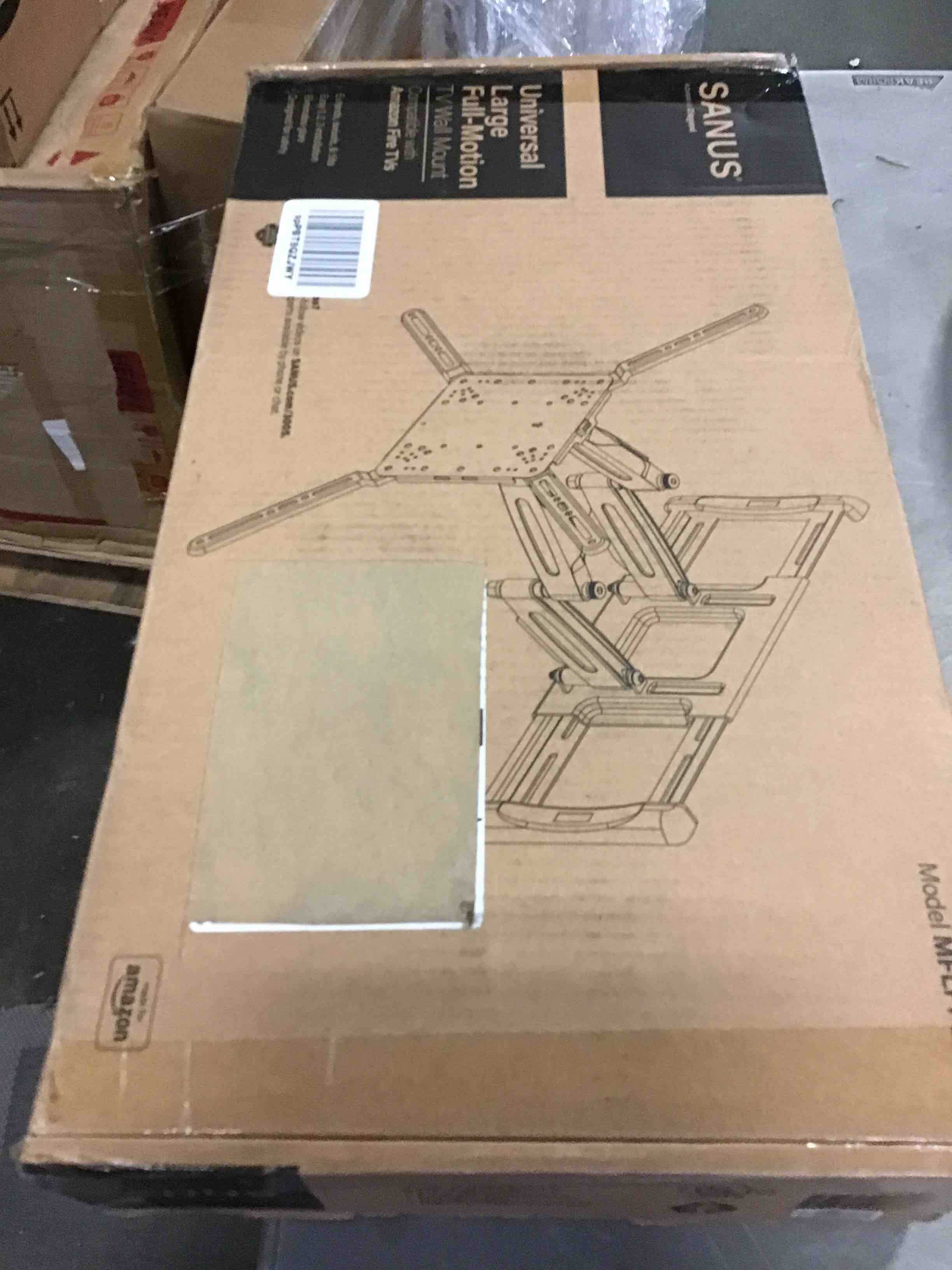 https://s3.amazonaws.com/lotting-images-prod/bidfta/RED5252924_1692707360134.jpeg