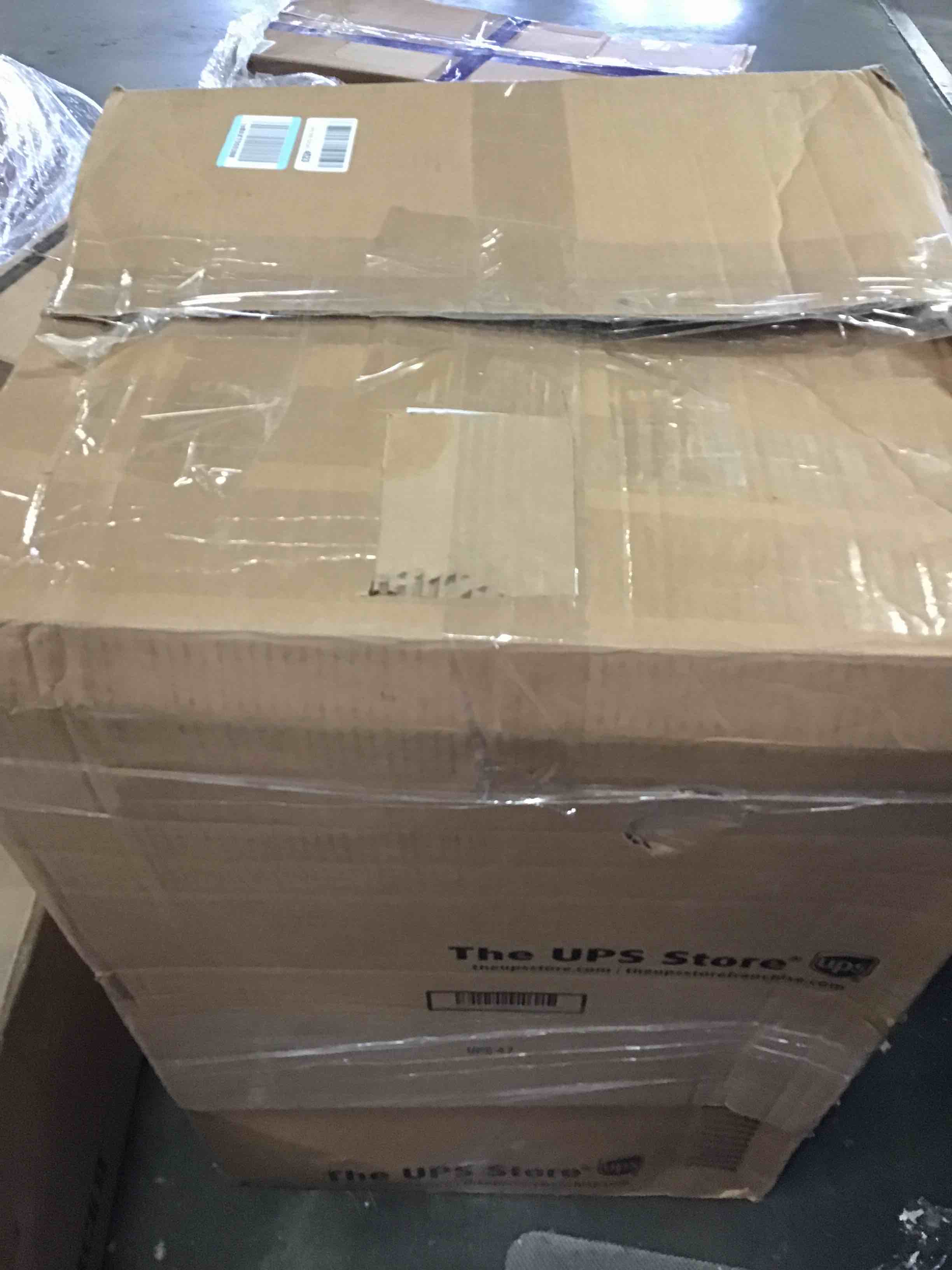 https://s3.amazonaws.com/lotting-images-prod/bidfta/RED5253042_1692728416860.jpeg