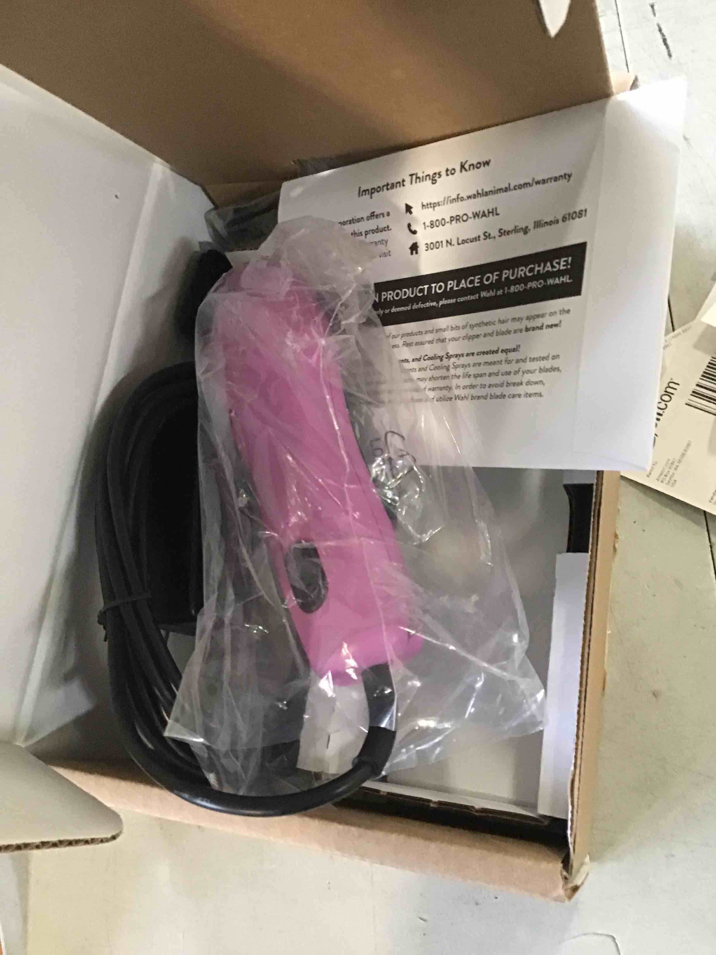 https://s3.amazonaws.com/lotting-images-prod/bidfta/RED5254238_1692632035451.jpeg