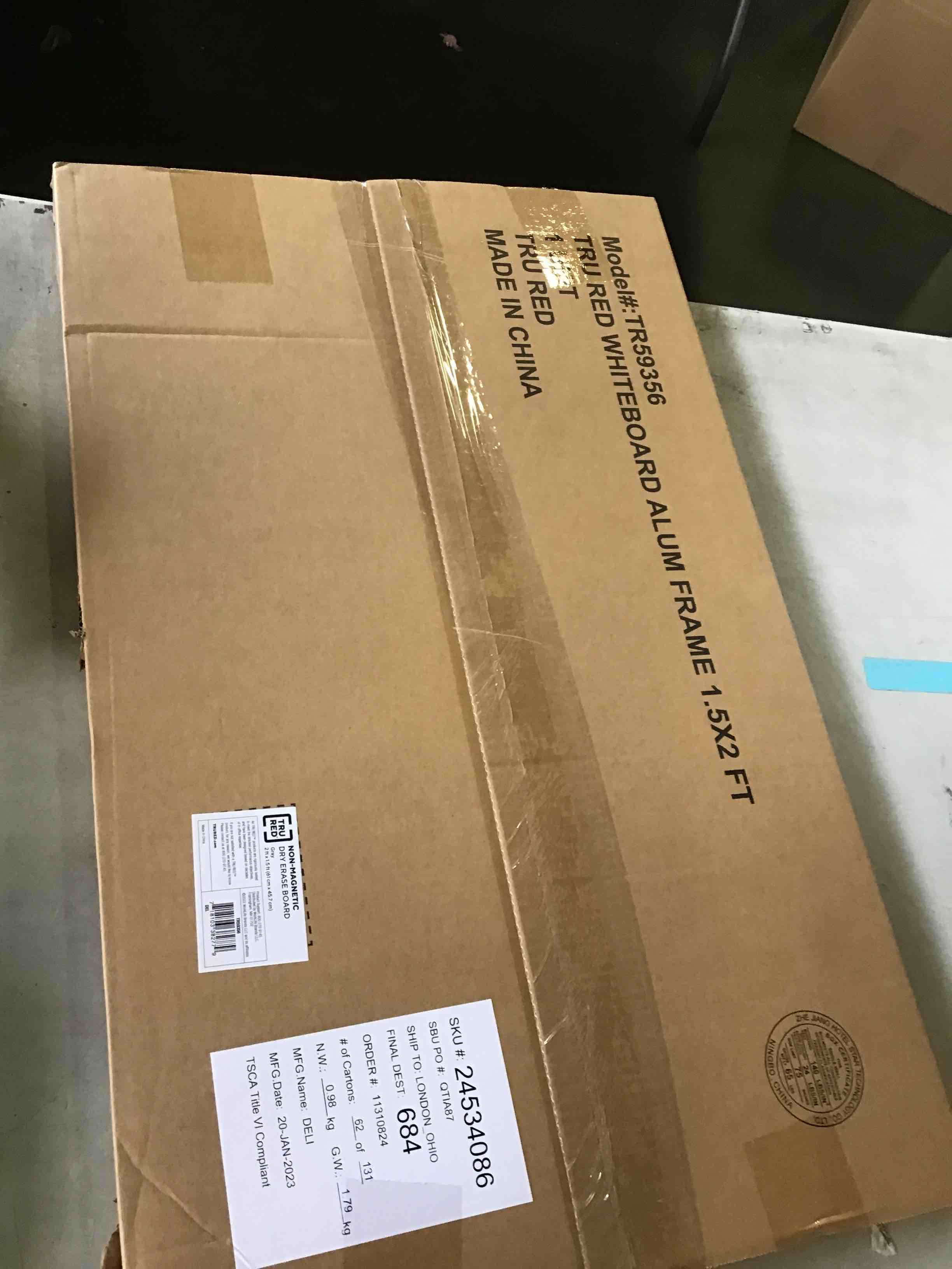 https://s3.amazonaws.com/lotting-images-prod/bidfta/RED5254347_1692646198704.jpeg