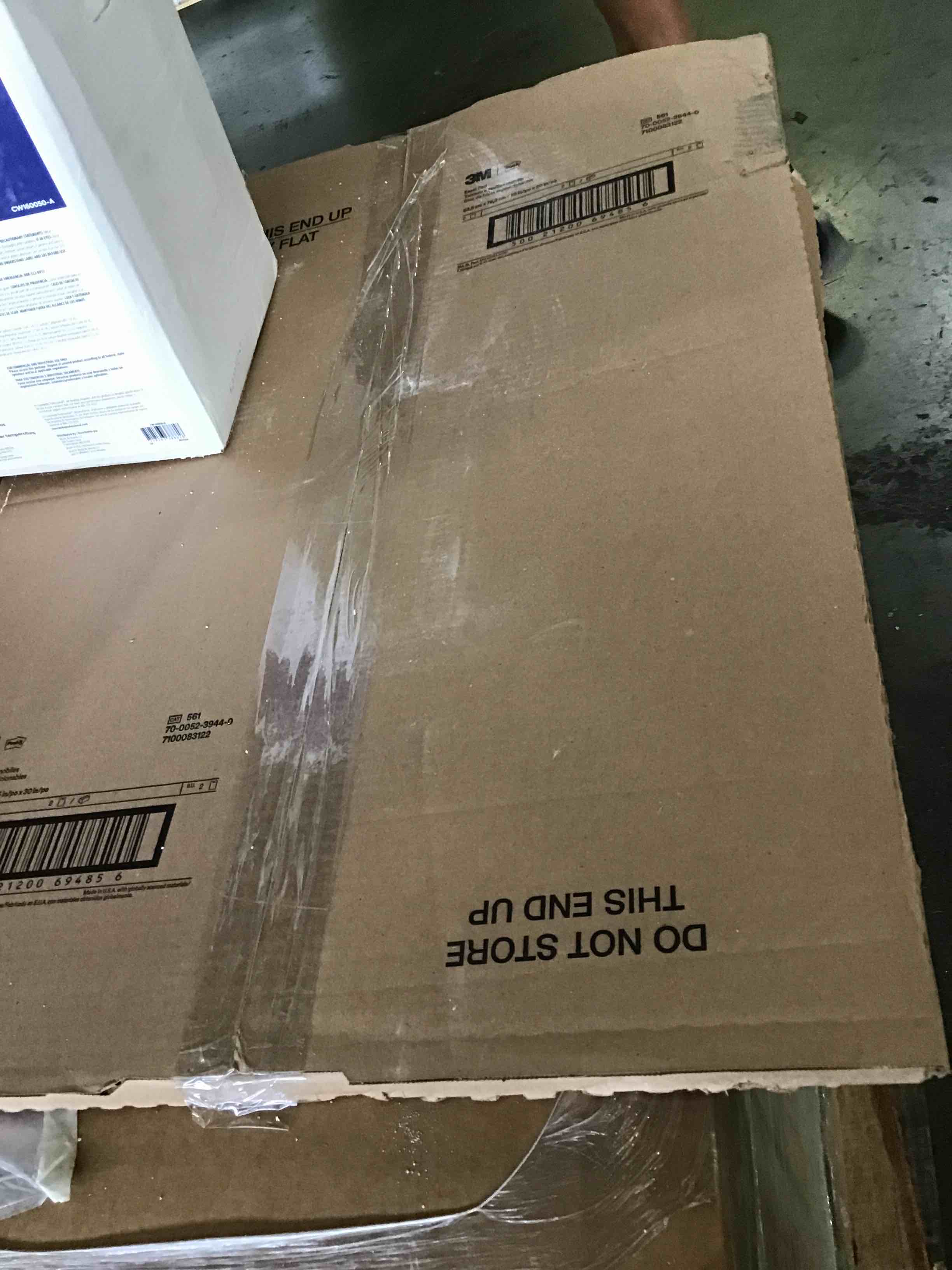 https://s3.amazonaws.com/lotting-images-prod/bidfta/RED5254354_1692646405974.jpeg