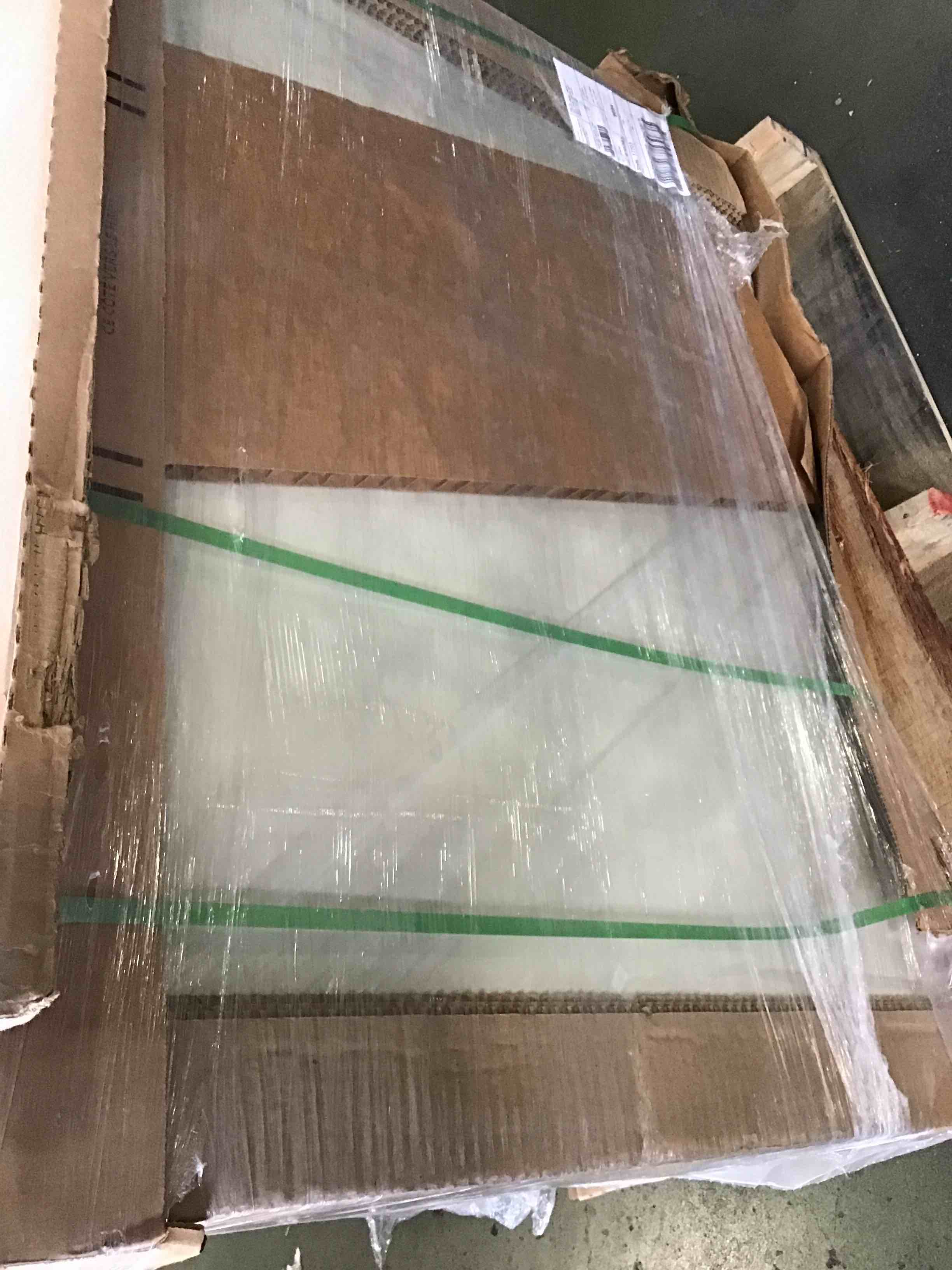 https://s3.amazonaws.com/lotting-images-prod/bidfta/RED5254355_1692646513400.jpeg