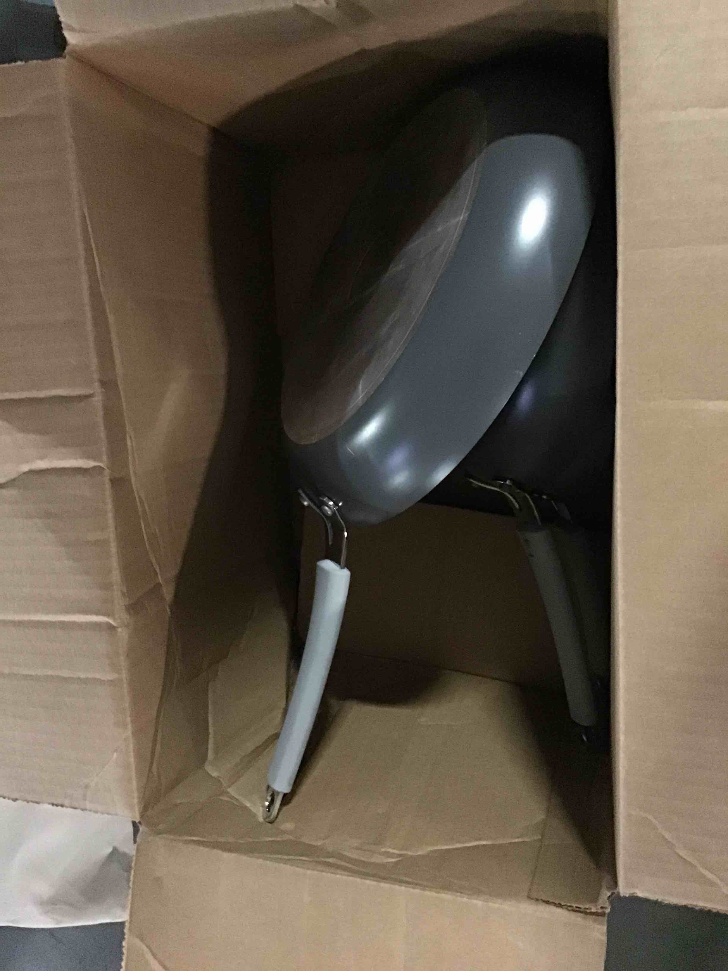 https://s3.amazonaws.com/lotting-images-prod/bidfta/RED5255686_1692617854304.jpeg