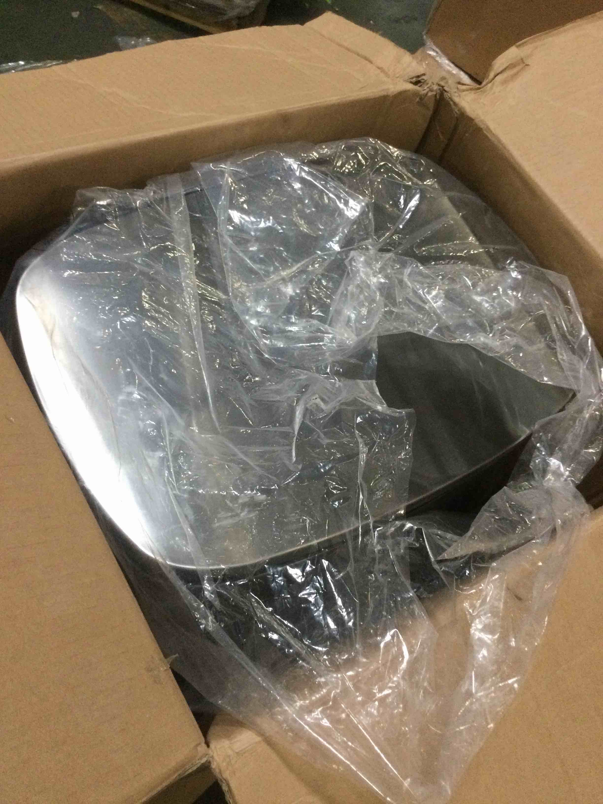 https://s3.amazonaws.com/lotting-images-prod/bidfta/RED5258178_1692103576705.jpeg
