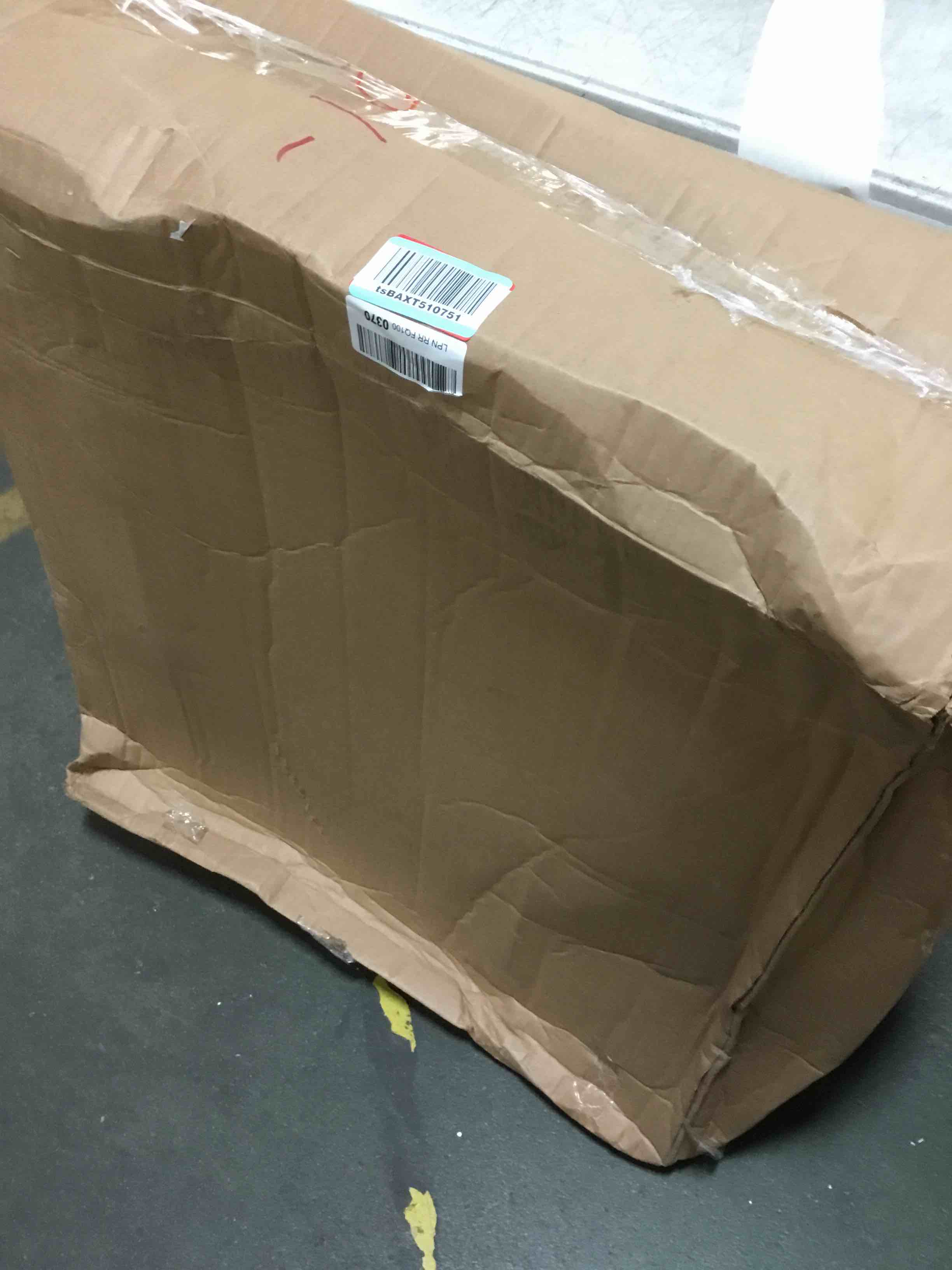 https://s3.amazonaws.com/lotting-images-prod/bidfta/RED5258386_1692193448328.jpeg