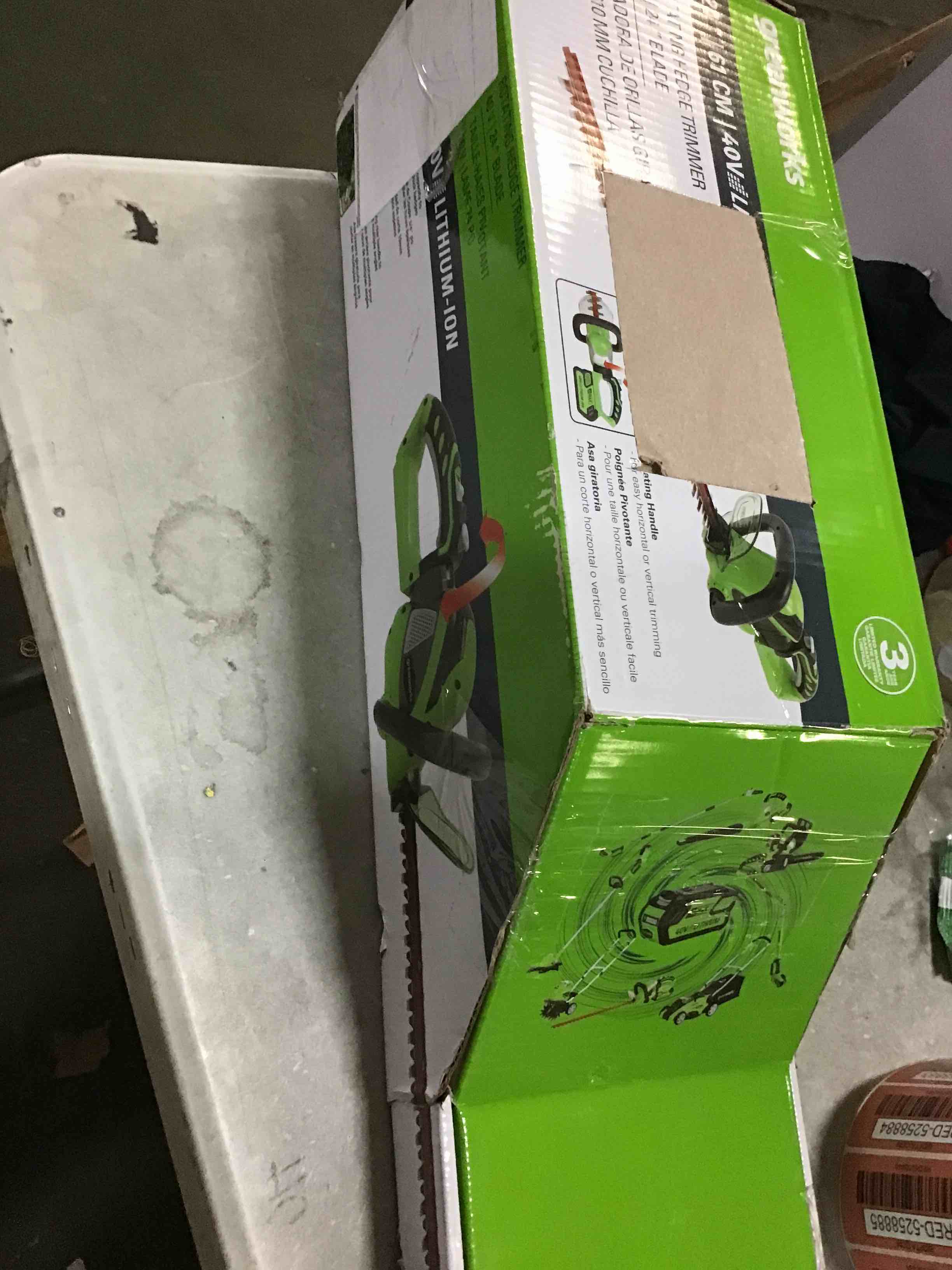https://s3.amazonaws.com/lotting-images-prod/bidfta/RED5258882_1692389604511.jpeg