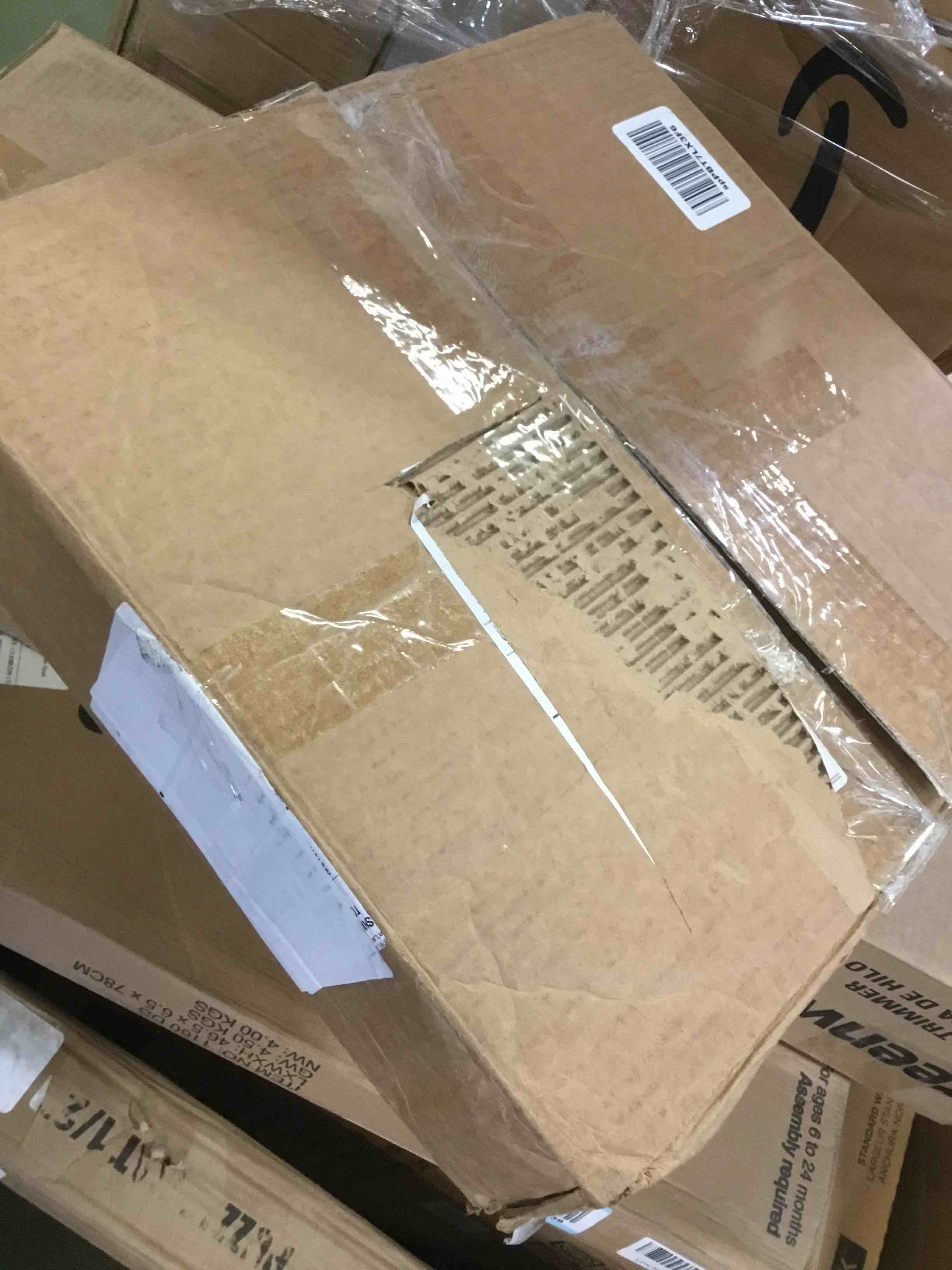 https://s3.amazonaws.com/lotting-images-prod/bidfta/RED5259230_1692724835661.jpeg