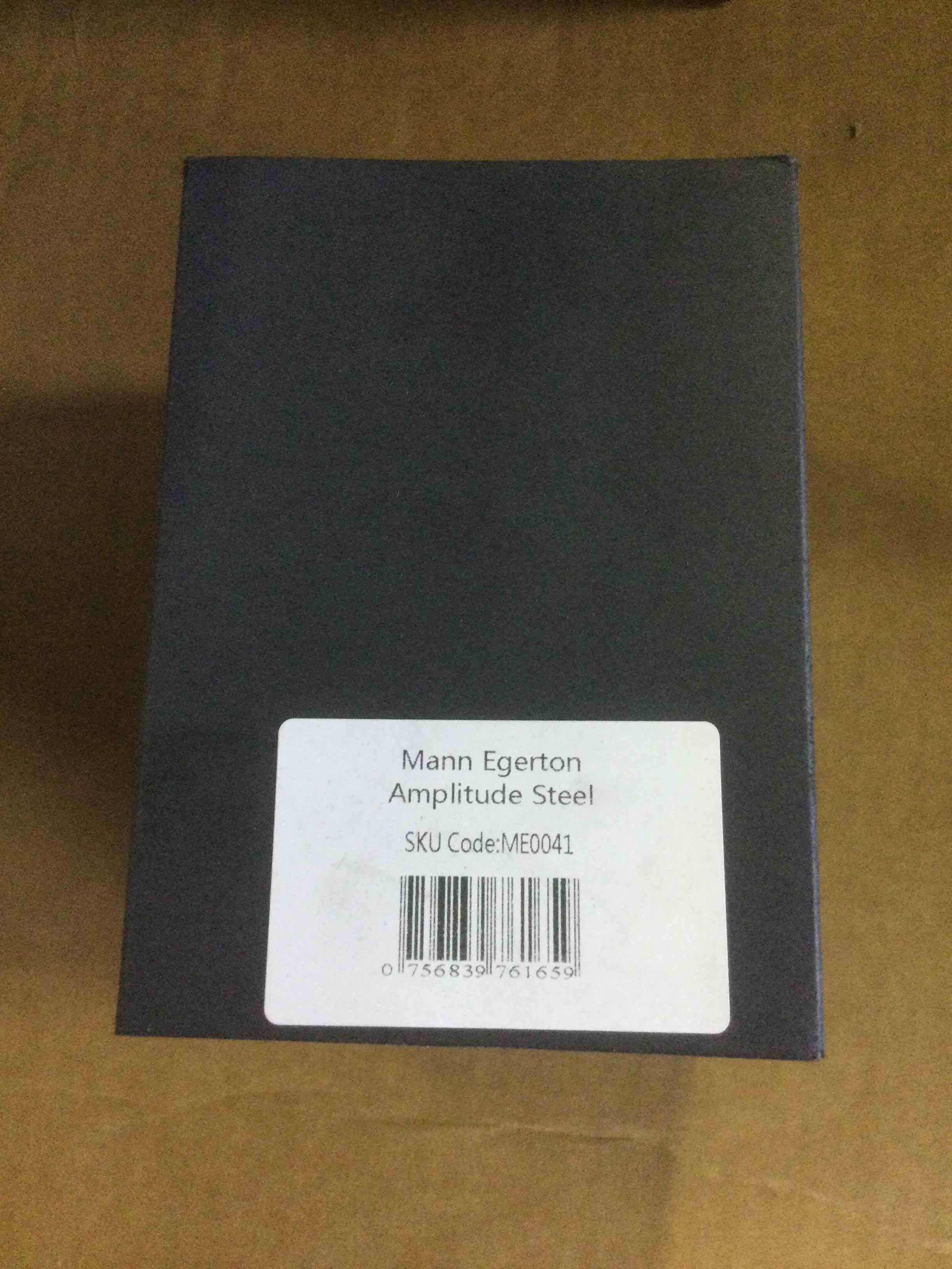 https://s3.amazonaws.com/lotting-images-prod/bidfta/RED5259571_1692196853583.jpeg